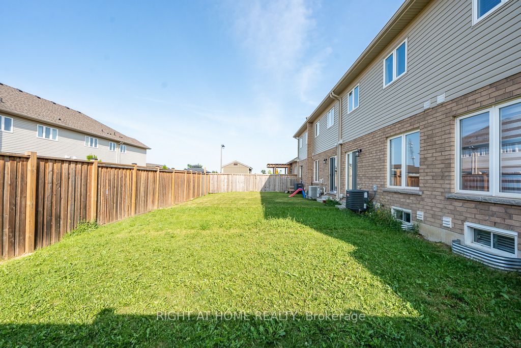 10 Cittadella Boulevard Property Photo 37