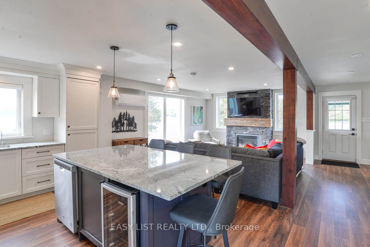 1021 Marina Road Property Photo 6