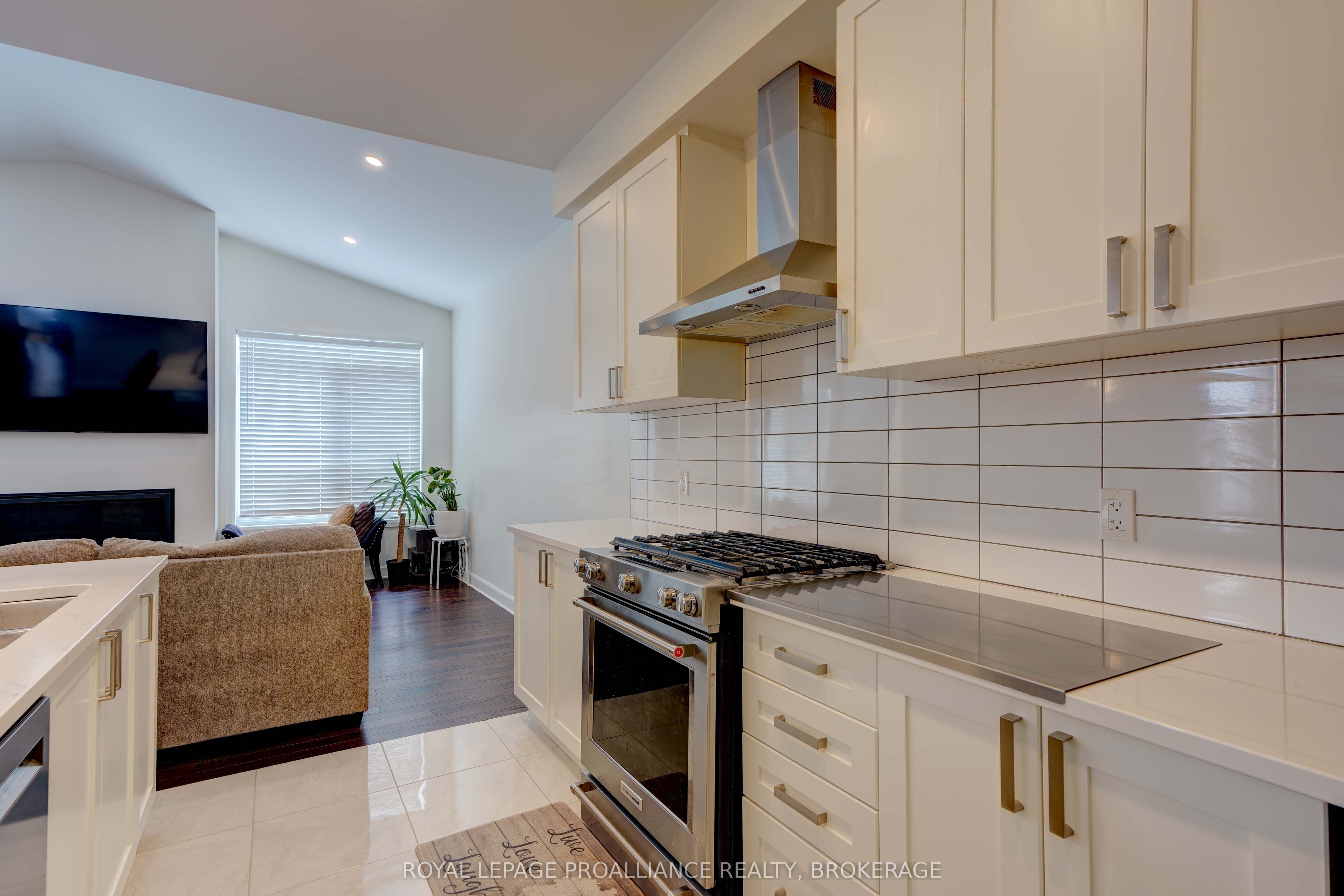 1369 Andersen Drive Property Photo 15