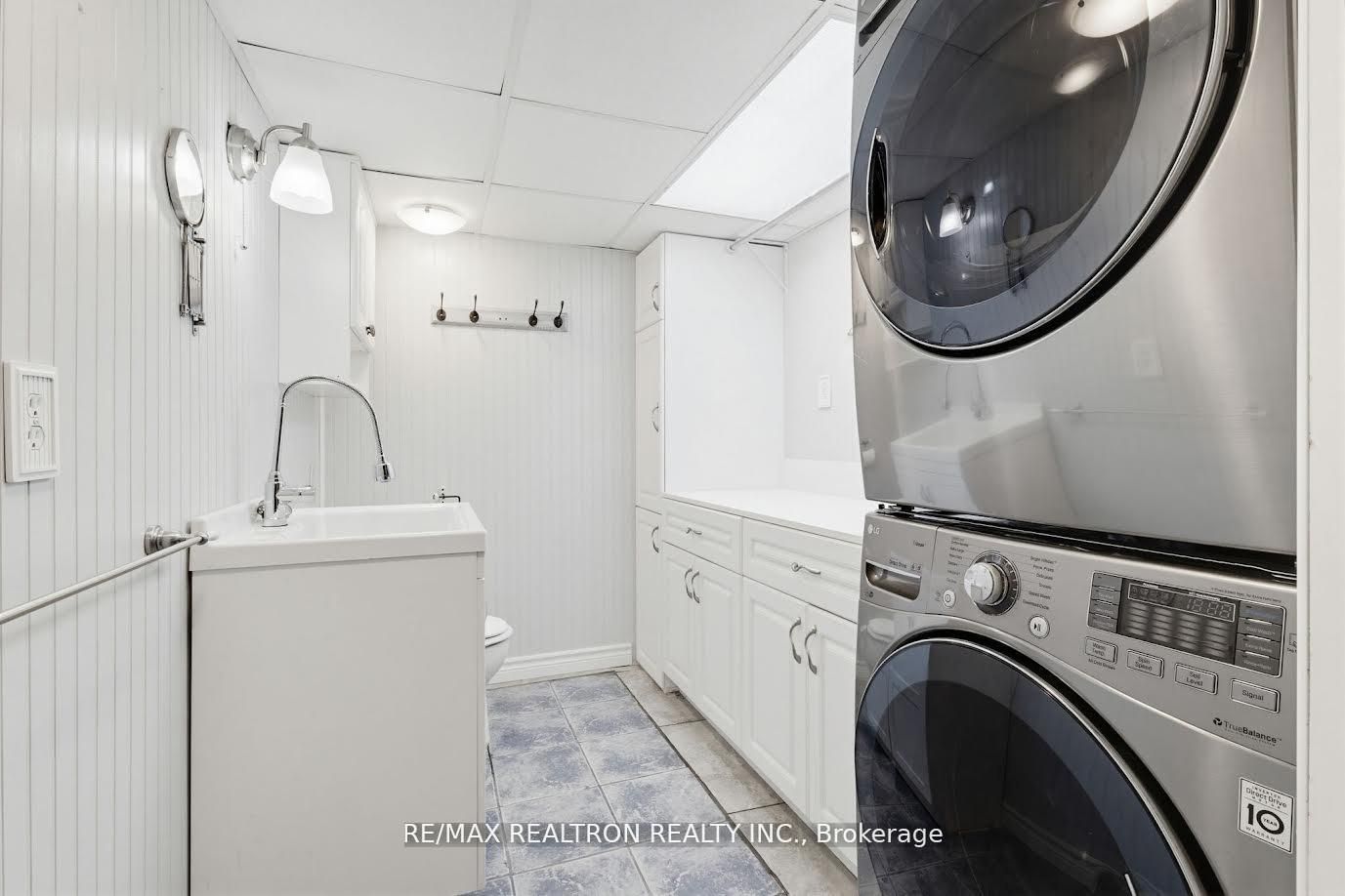 81 Valridge Drive 35 Property Photo 20