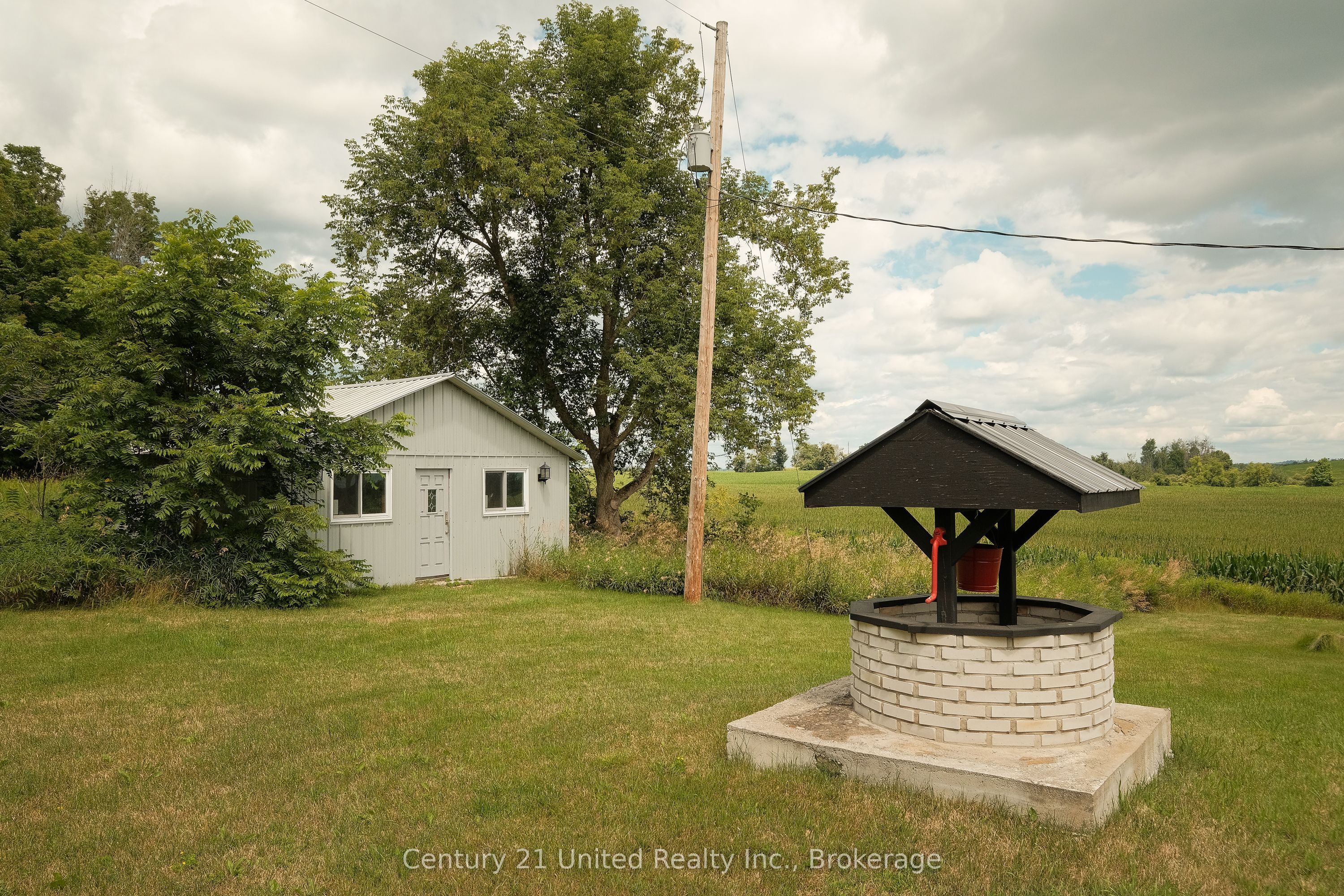 2261 Asphodel 6th Line Property Photo 39