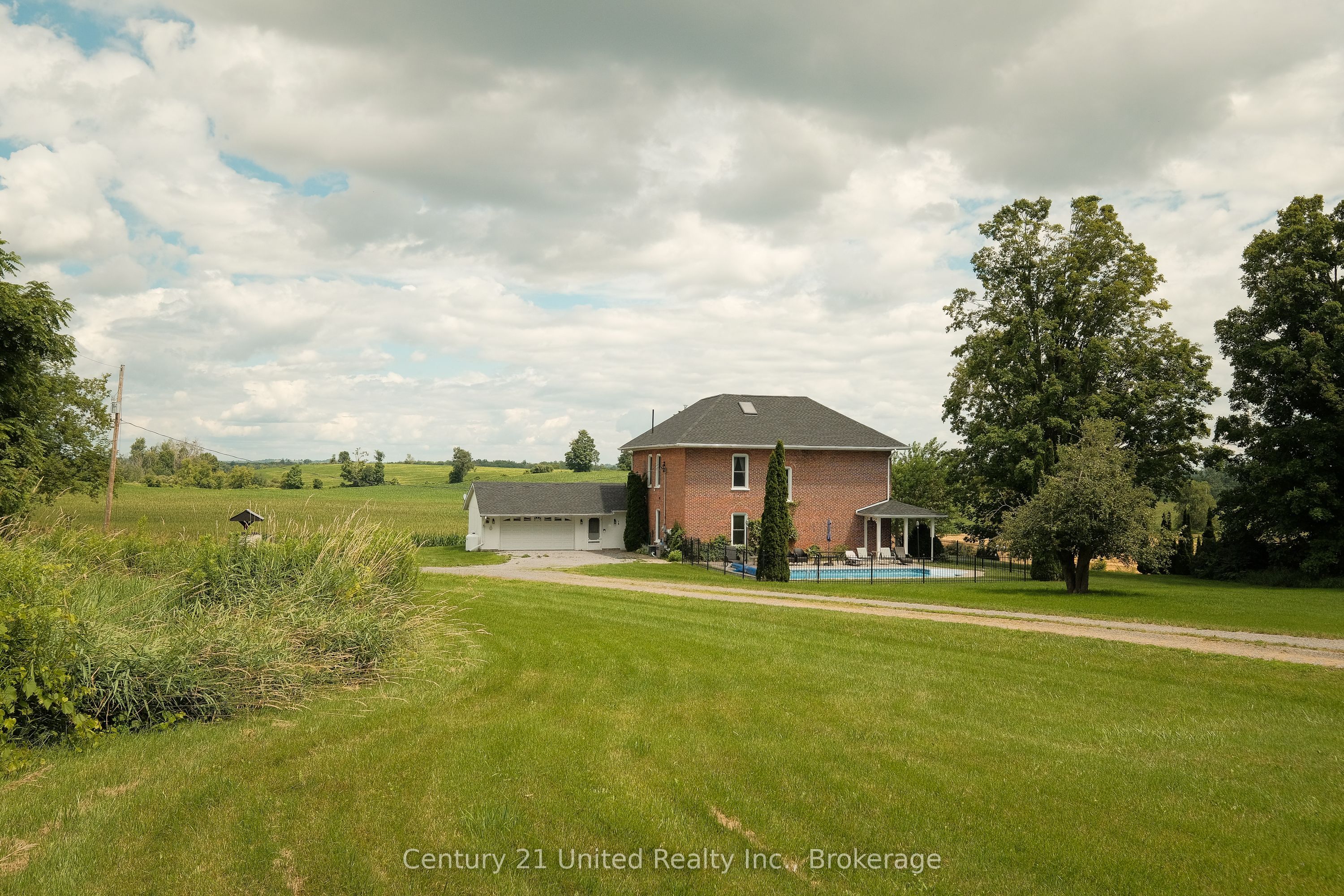 2261 Asphodel 6th Line Property Photo 42