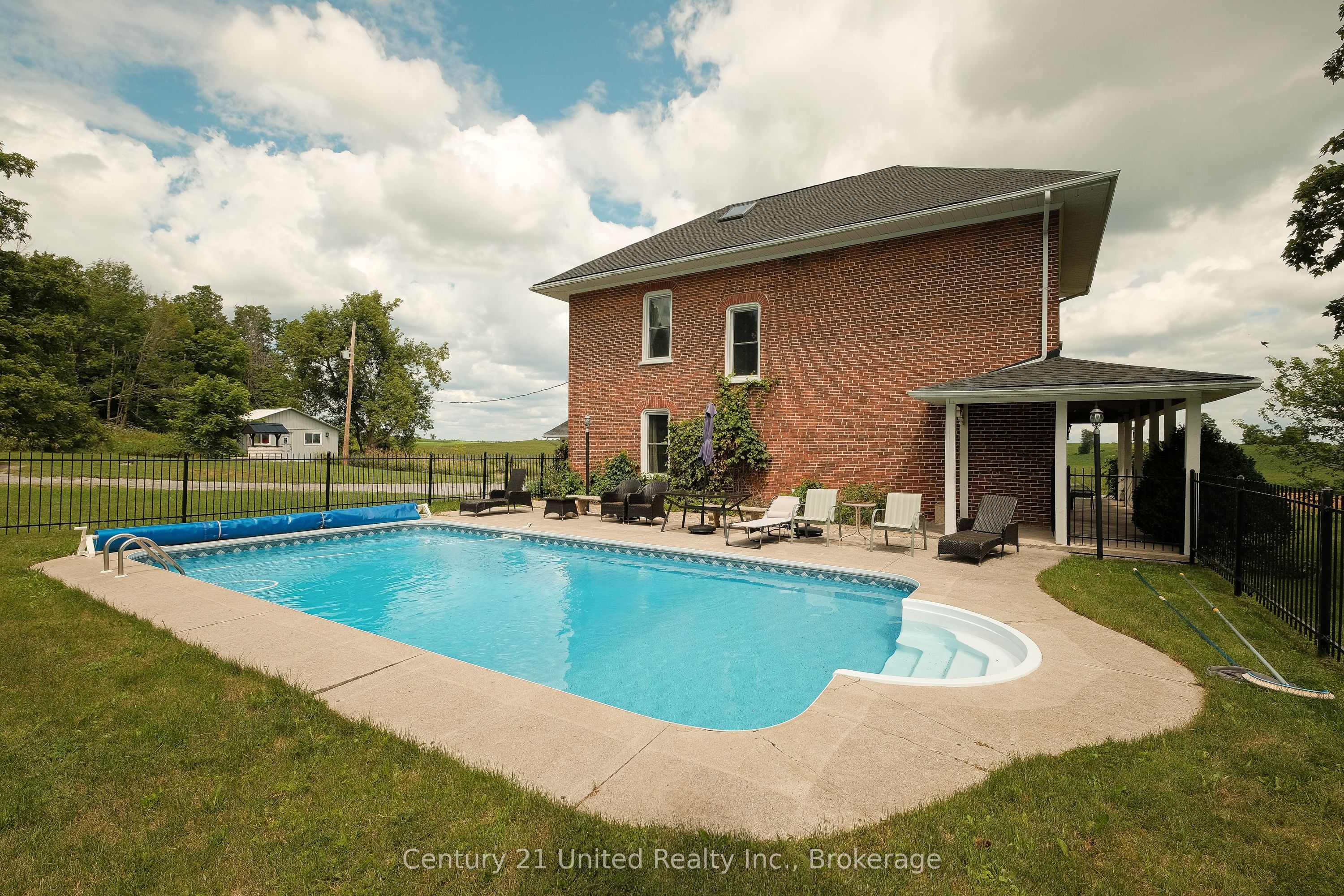 2261 Asphodel 6th Line Property Photo 45