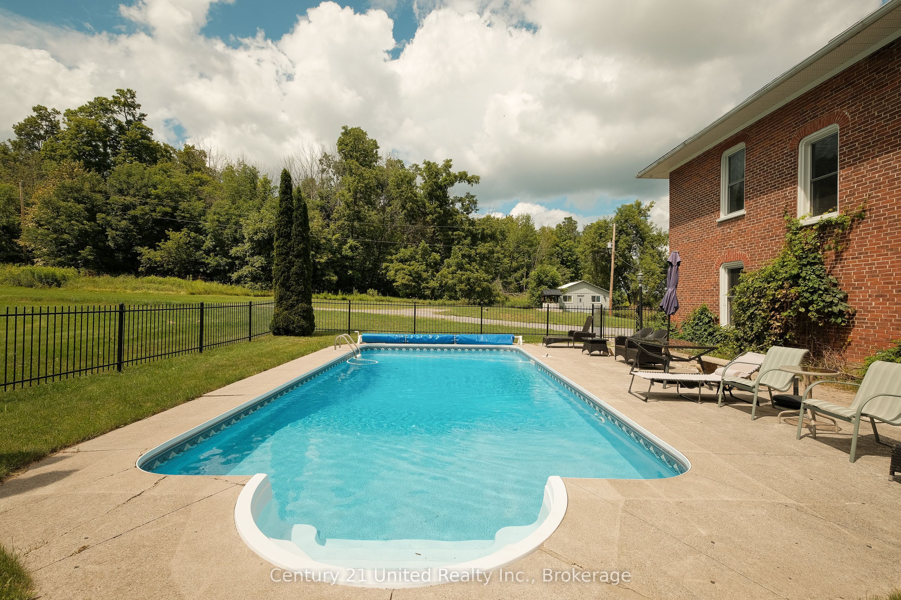 2261 Asphodel 6th Line Property Photo 46