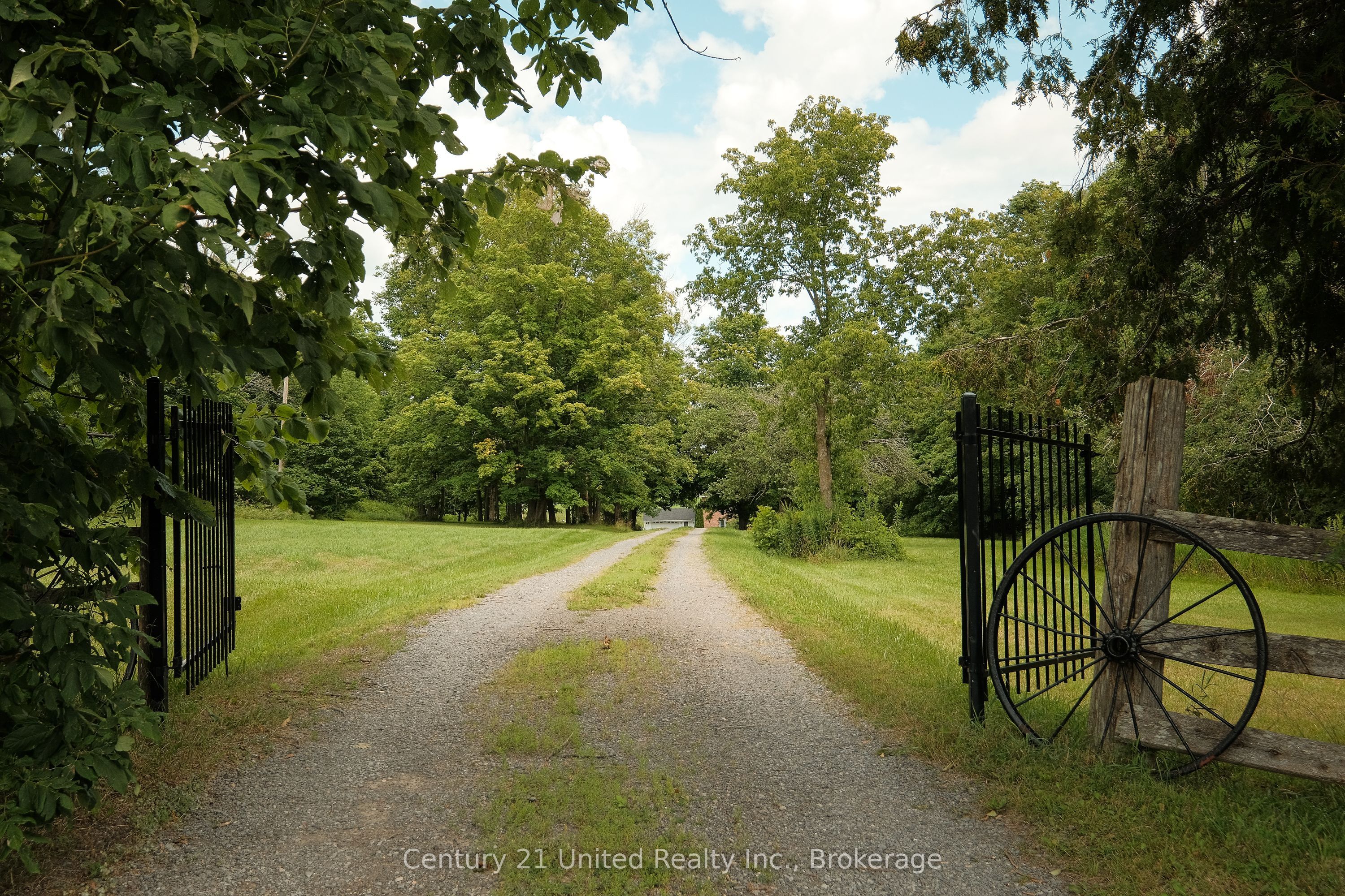 2261 Asphodel 6th Line Property Photo 47