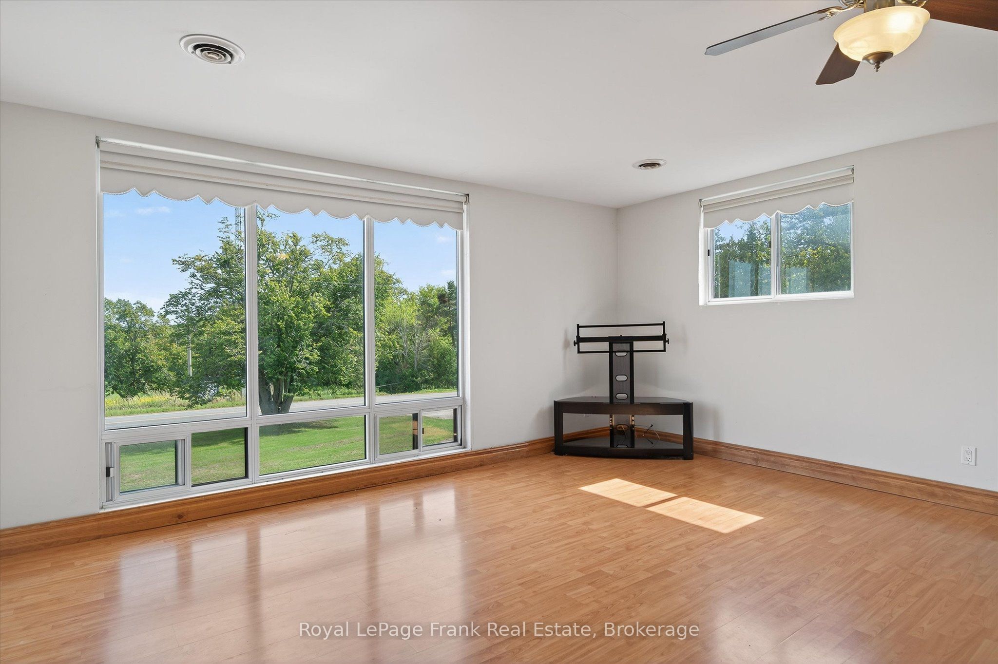 680 Serpent Mounds Road Property Photo 27