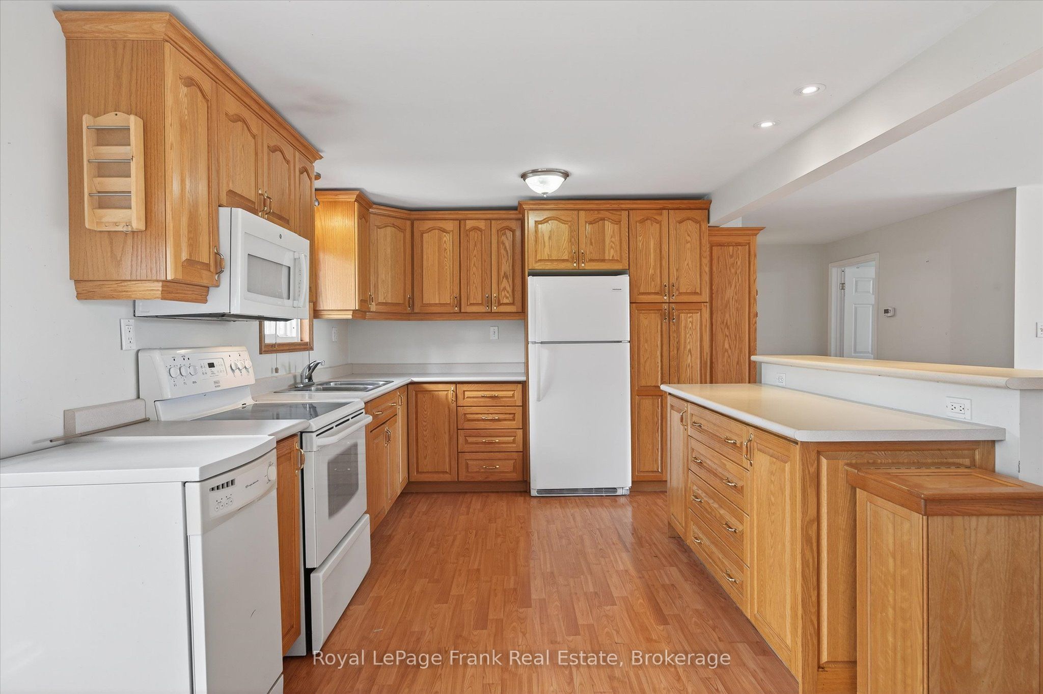 680 Serpent Mounds Road Property Photo 30