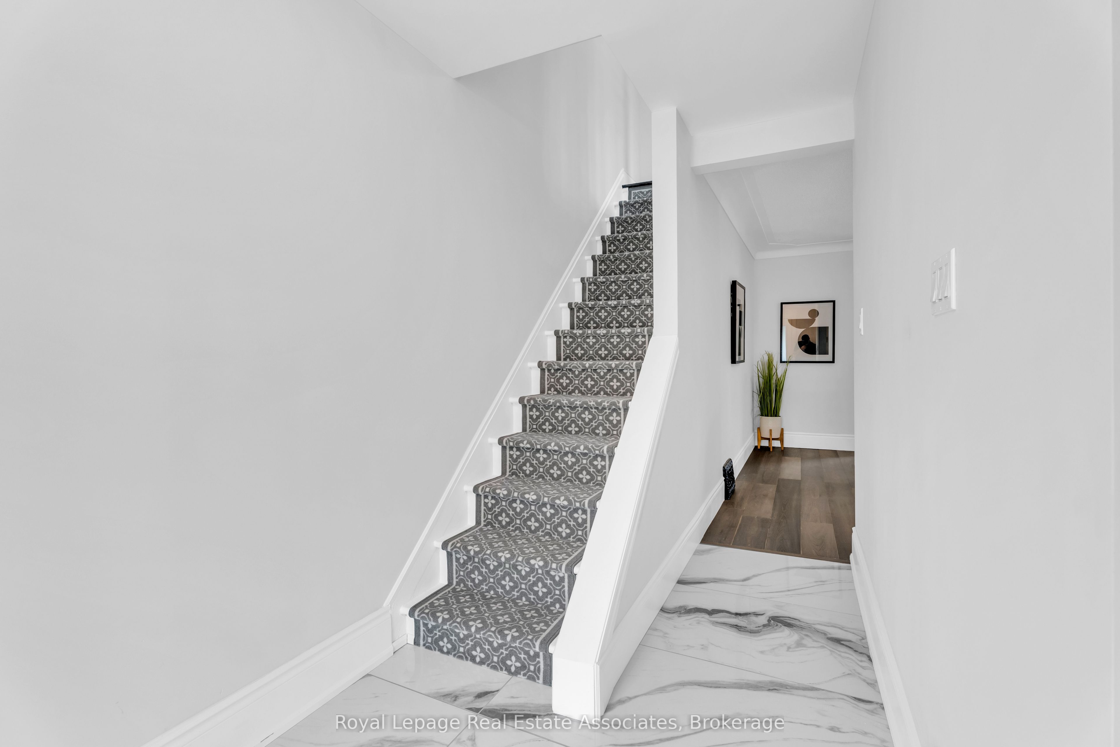 10 Gordon Street Property Photo 15