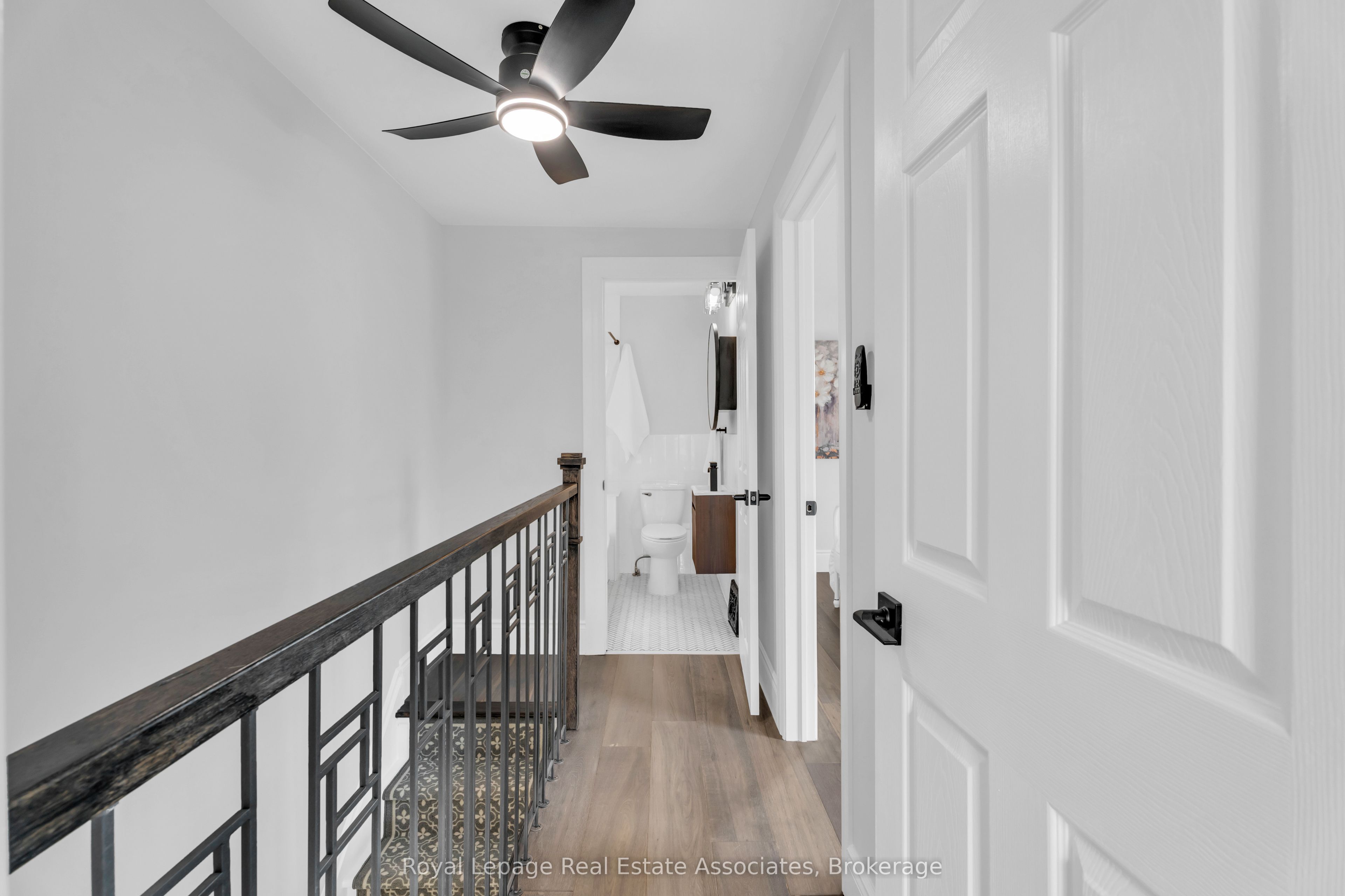 10 Gordon Street Property Photo 16