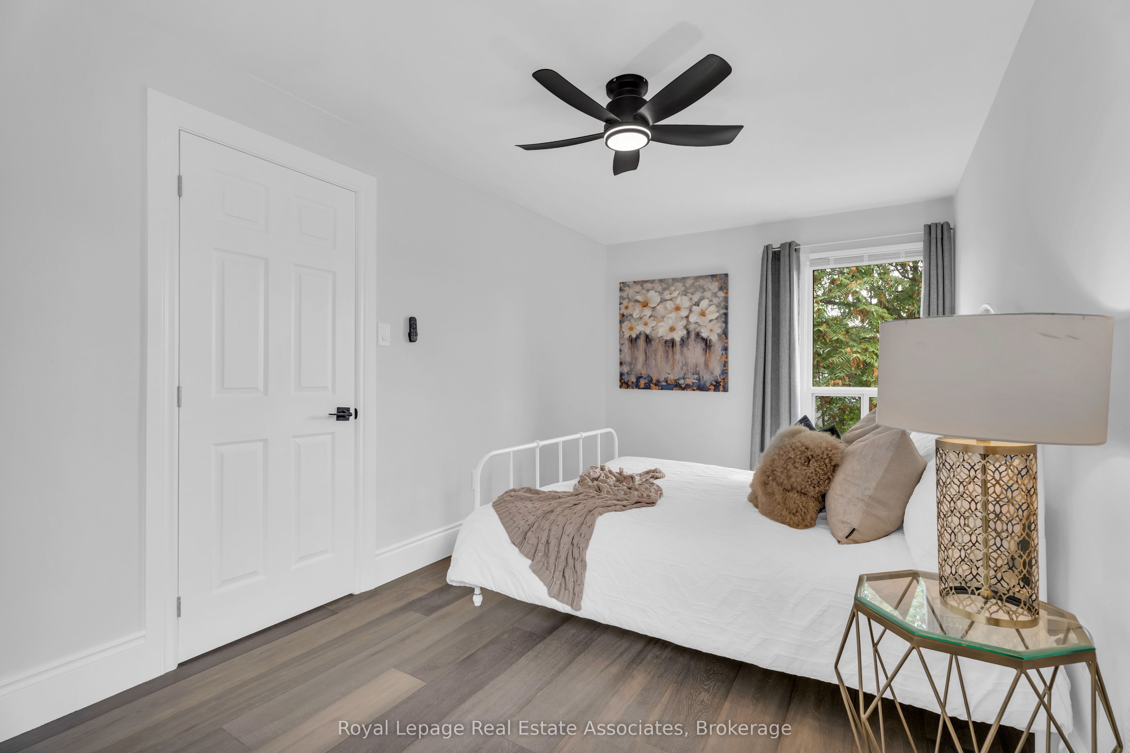 10 Gordon Street Property Photo 19