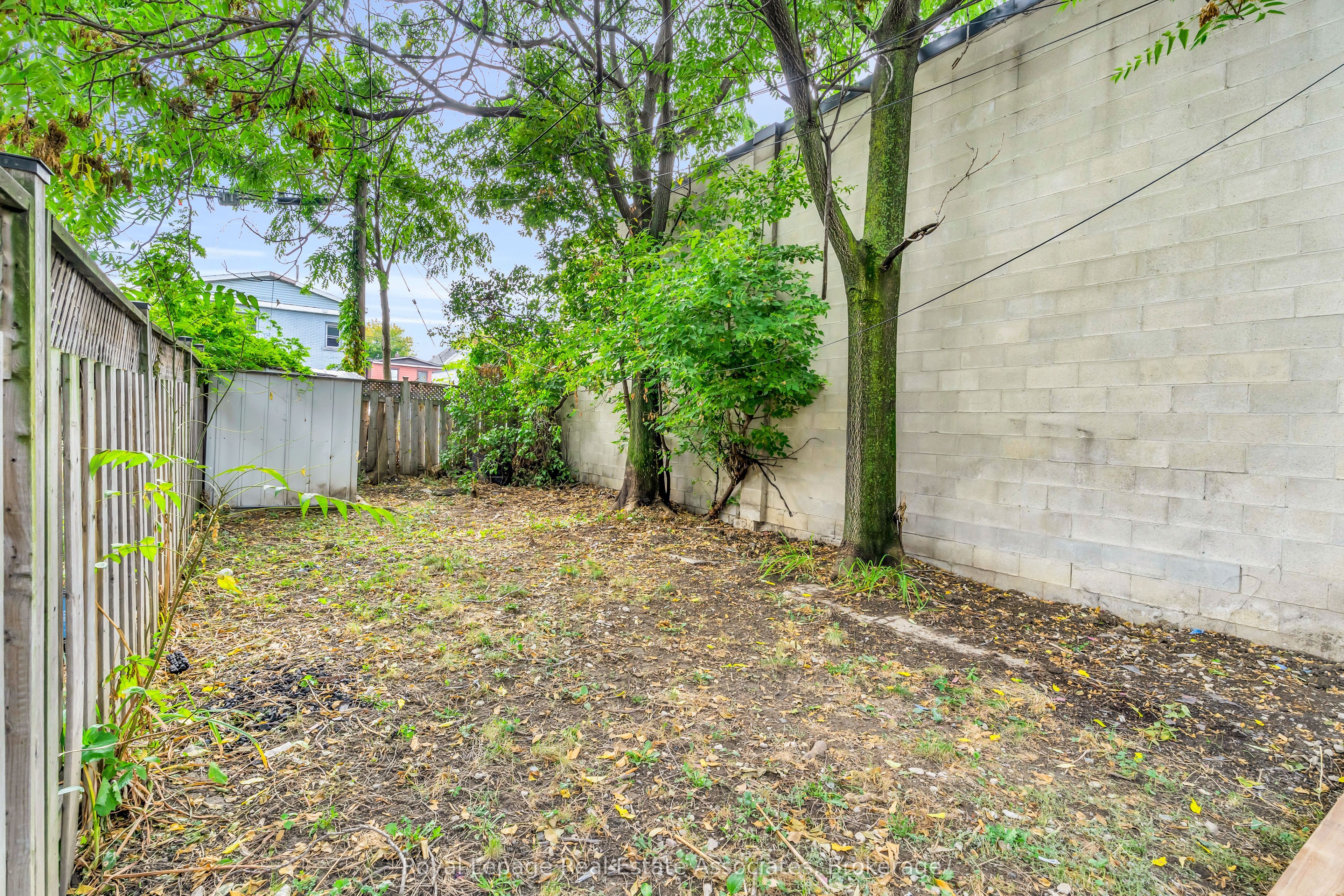 10 Gordon Street Property Photo 39