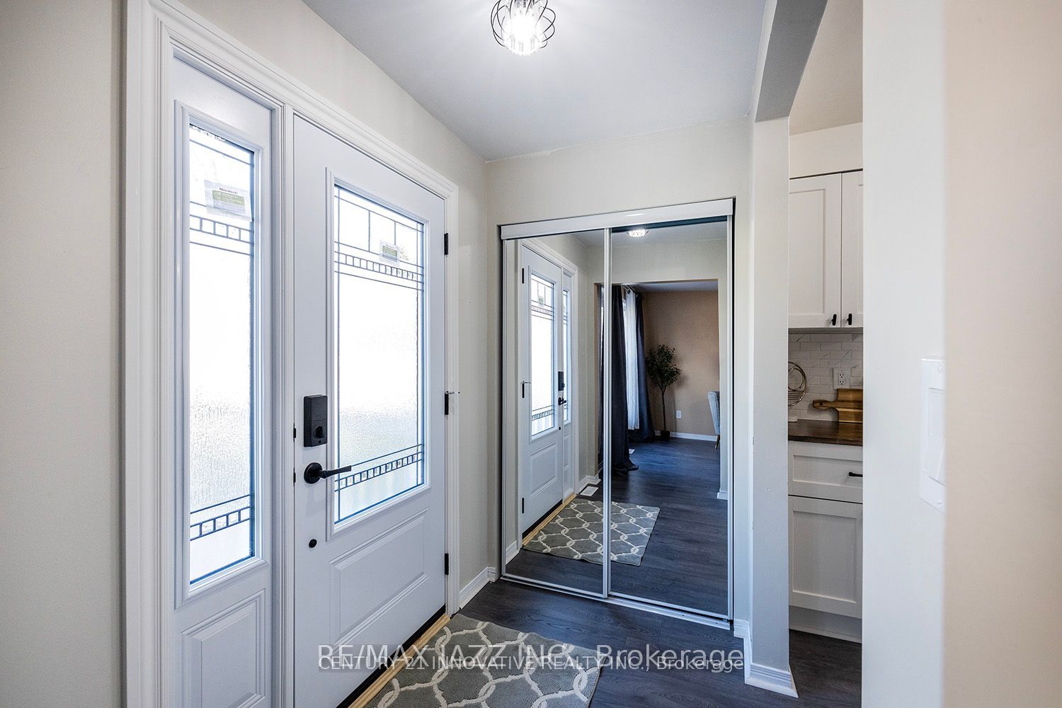 125 Peacock Boulevard Property Photo 2
