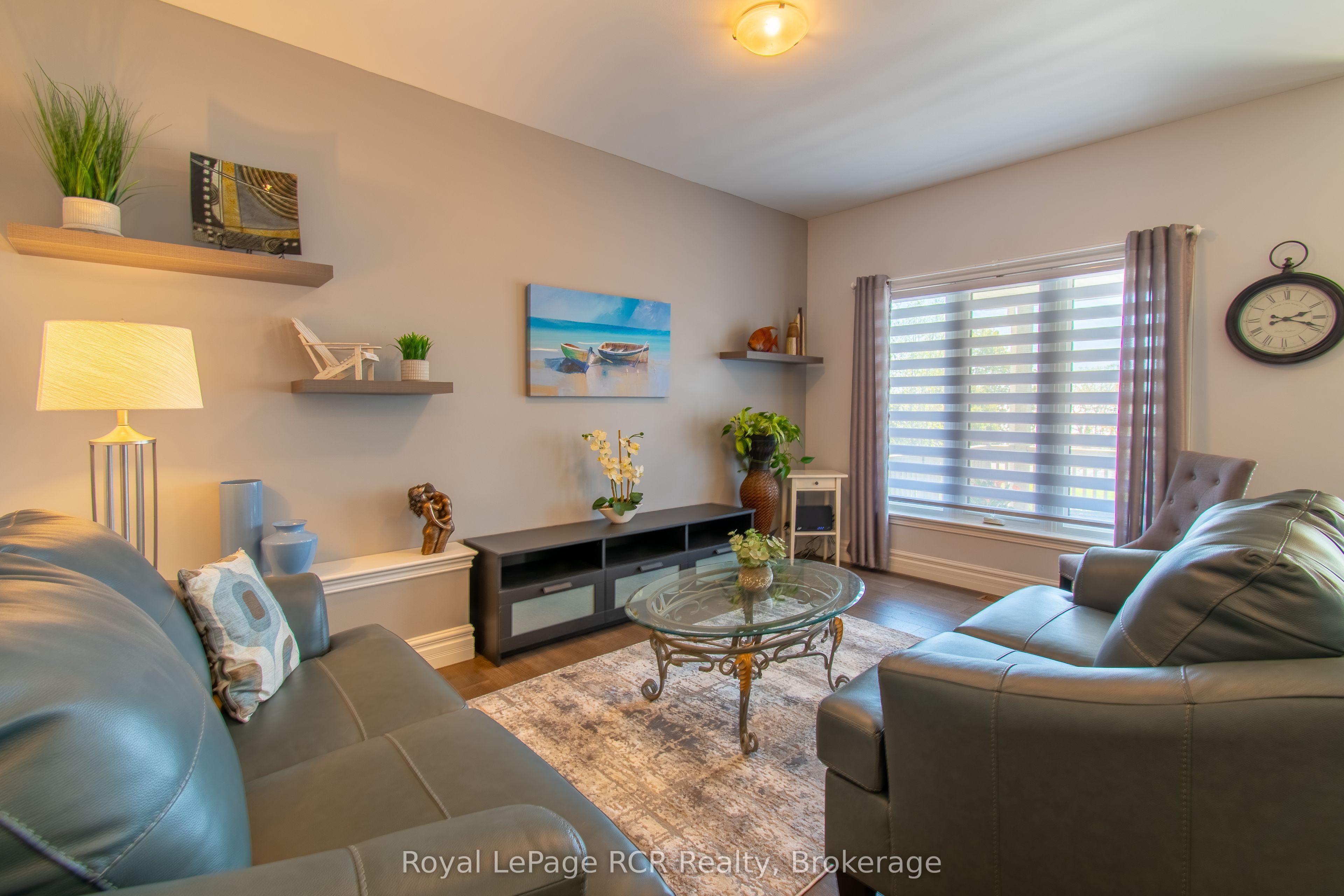 154 Macintosh Drive Property Photo 11