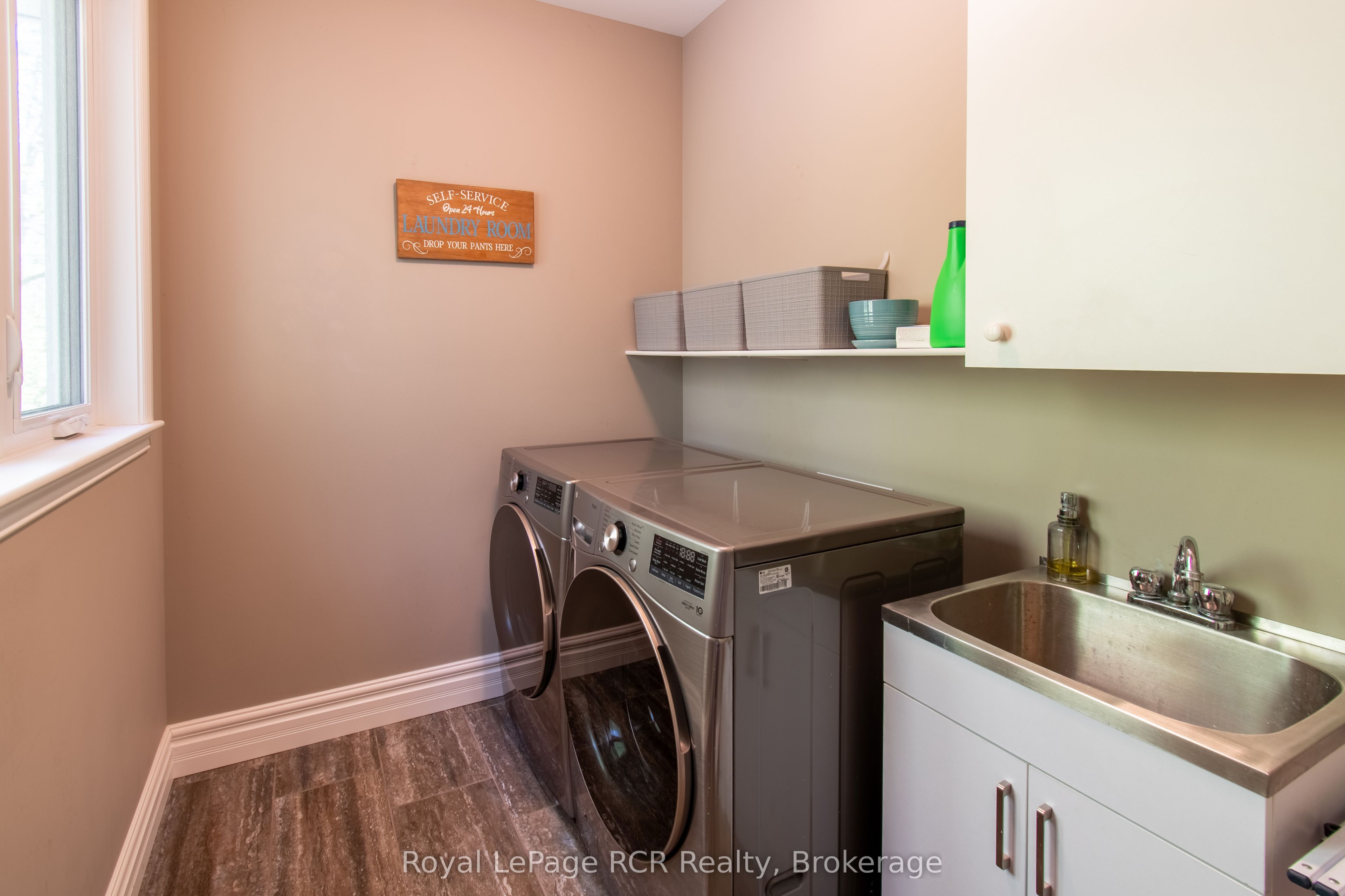 154 Macintosh Drive Property Photo 34