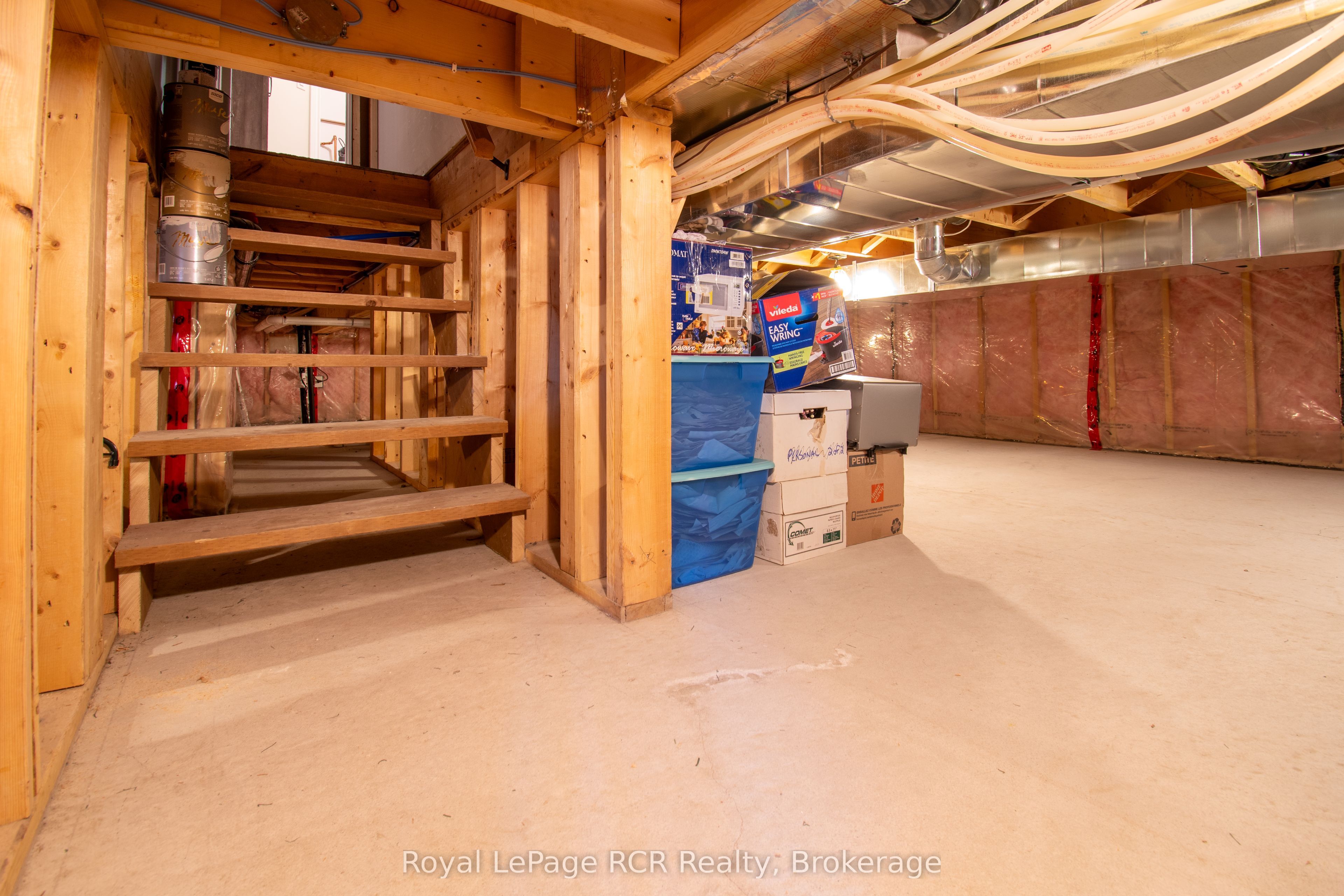154 Macintosh Drive Property Photo 37
