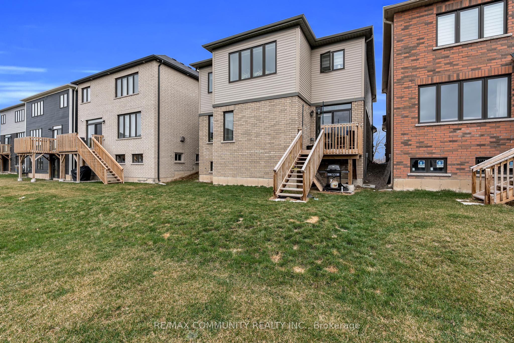 88 Sundin Drive Property Photo 39