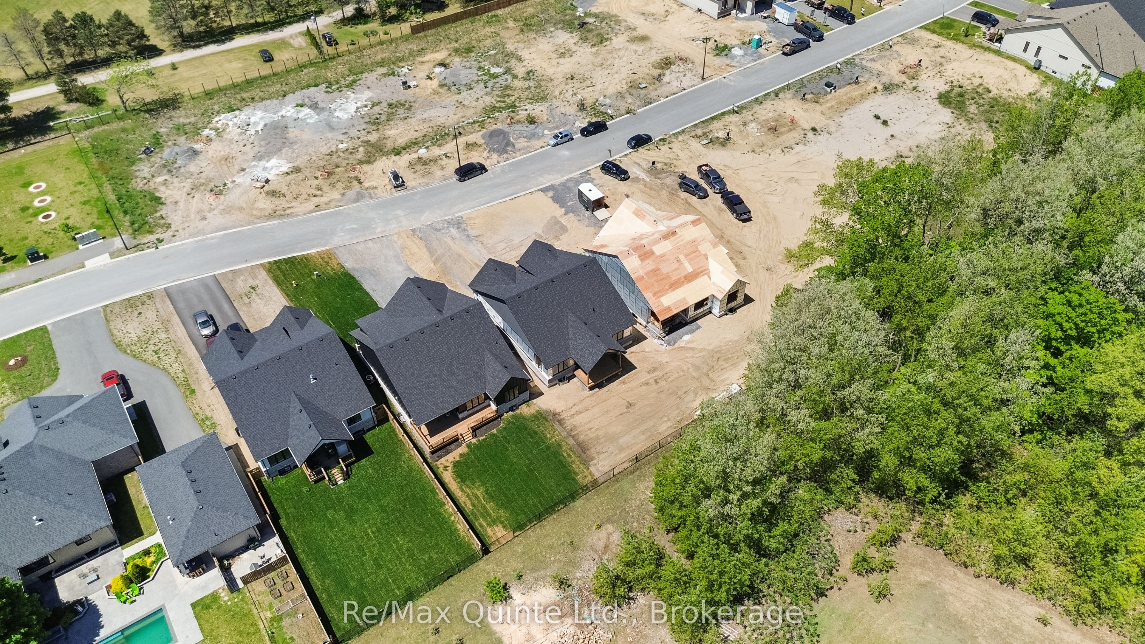 13 Deerview Drive Property Photo 11
