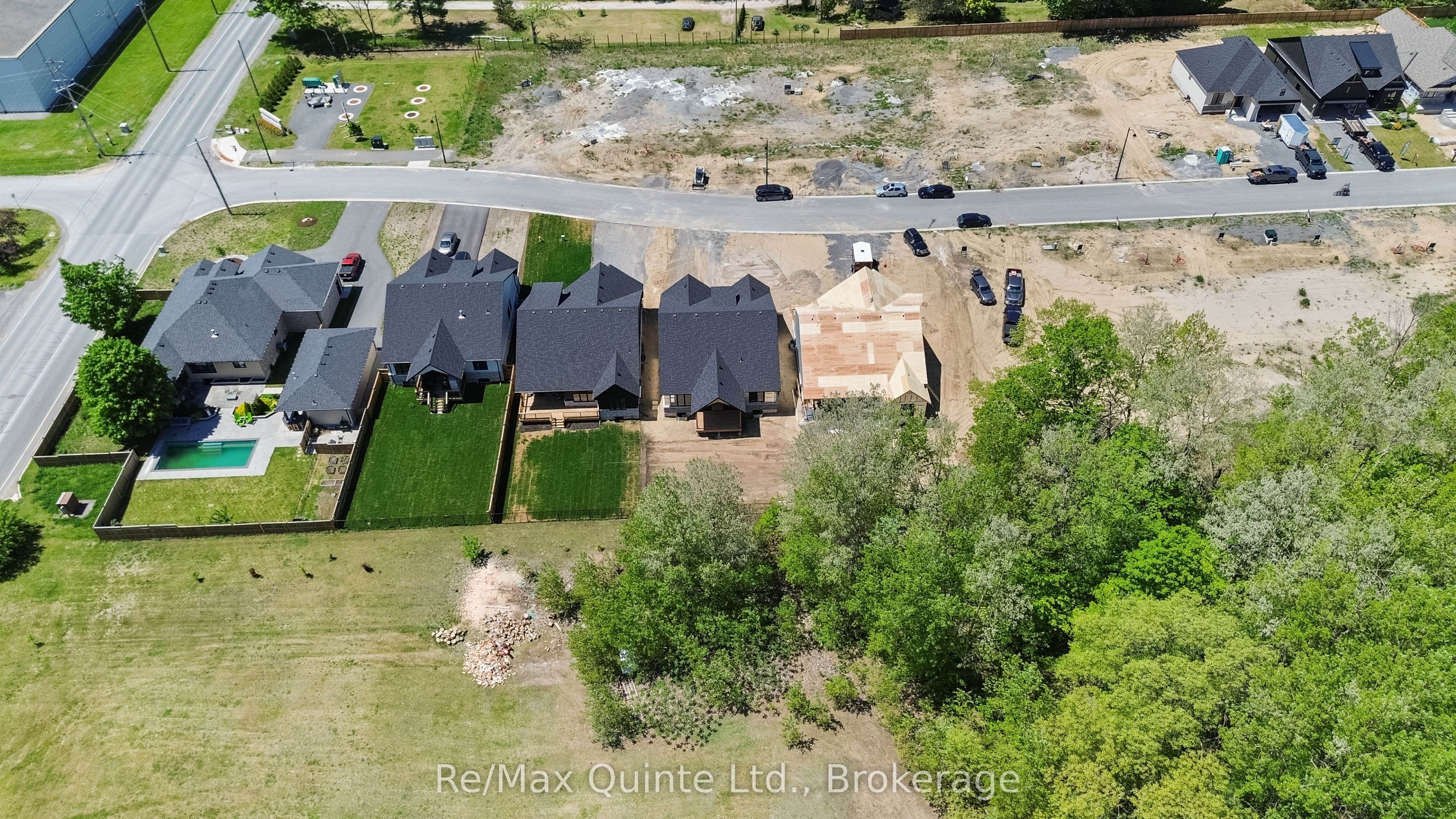 13 Deerview Drive Property Photo 12