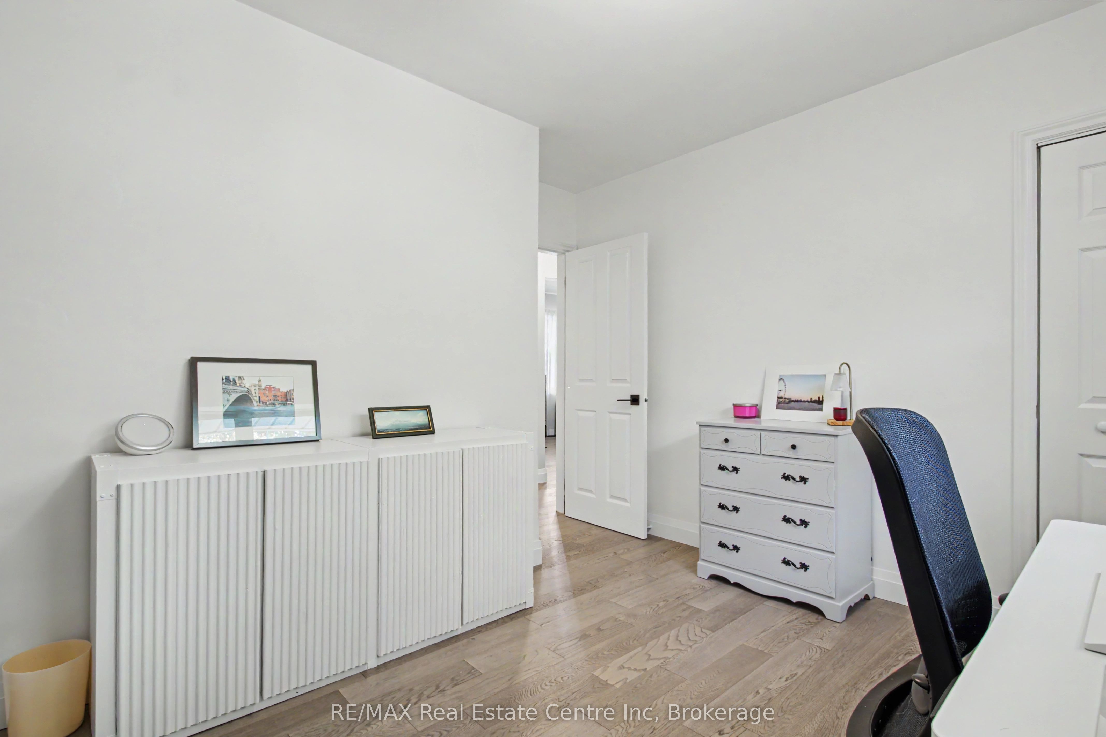 57 Vancouver Drive Property Photo 15