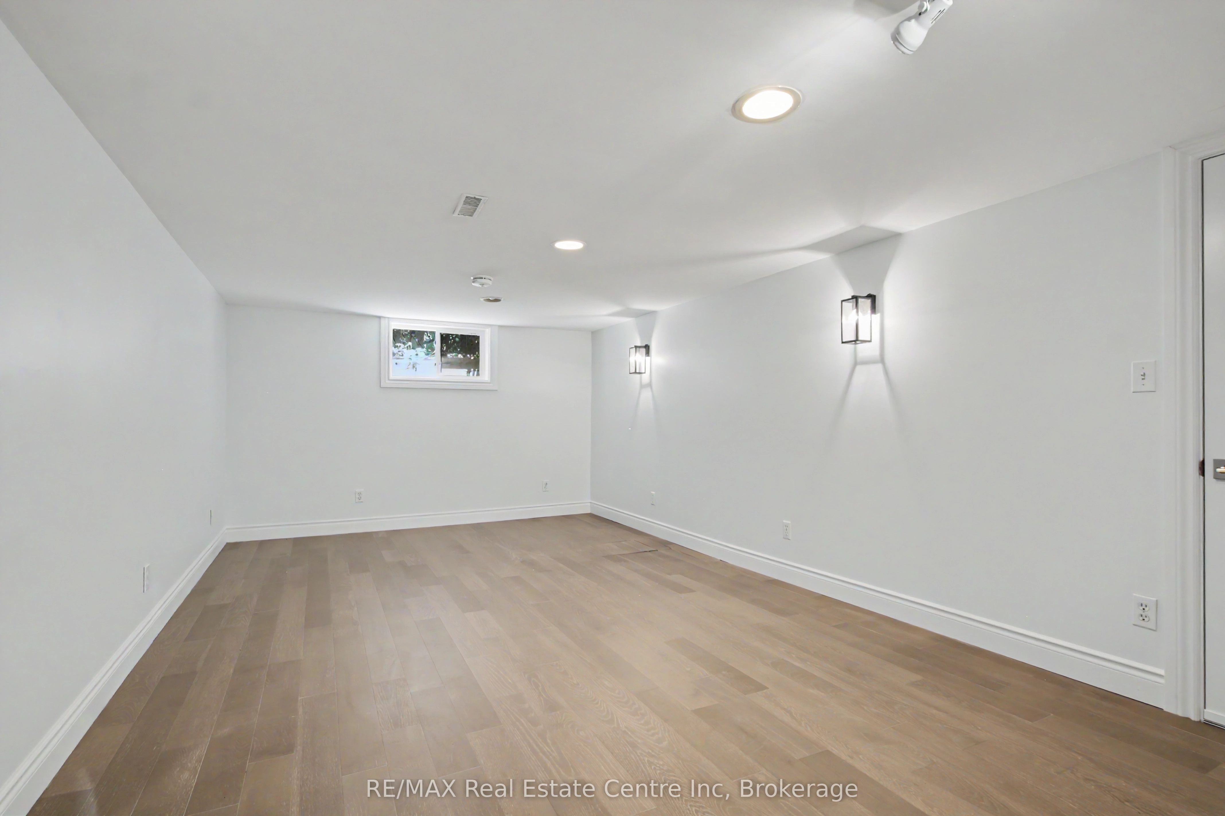 57 Vancouver Drive Property Photo 25