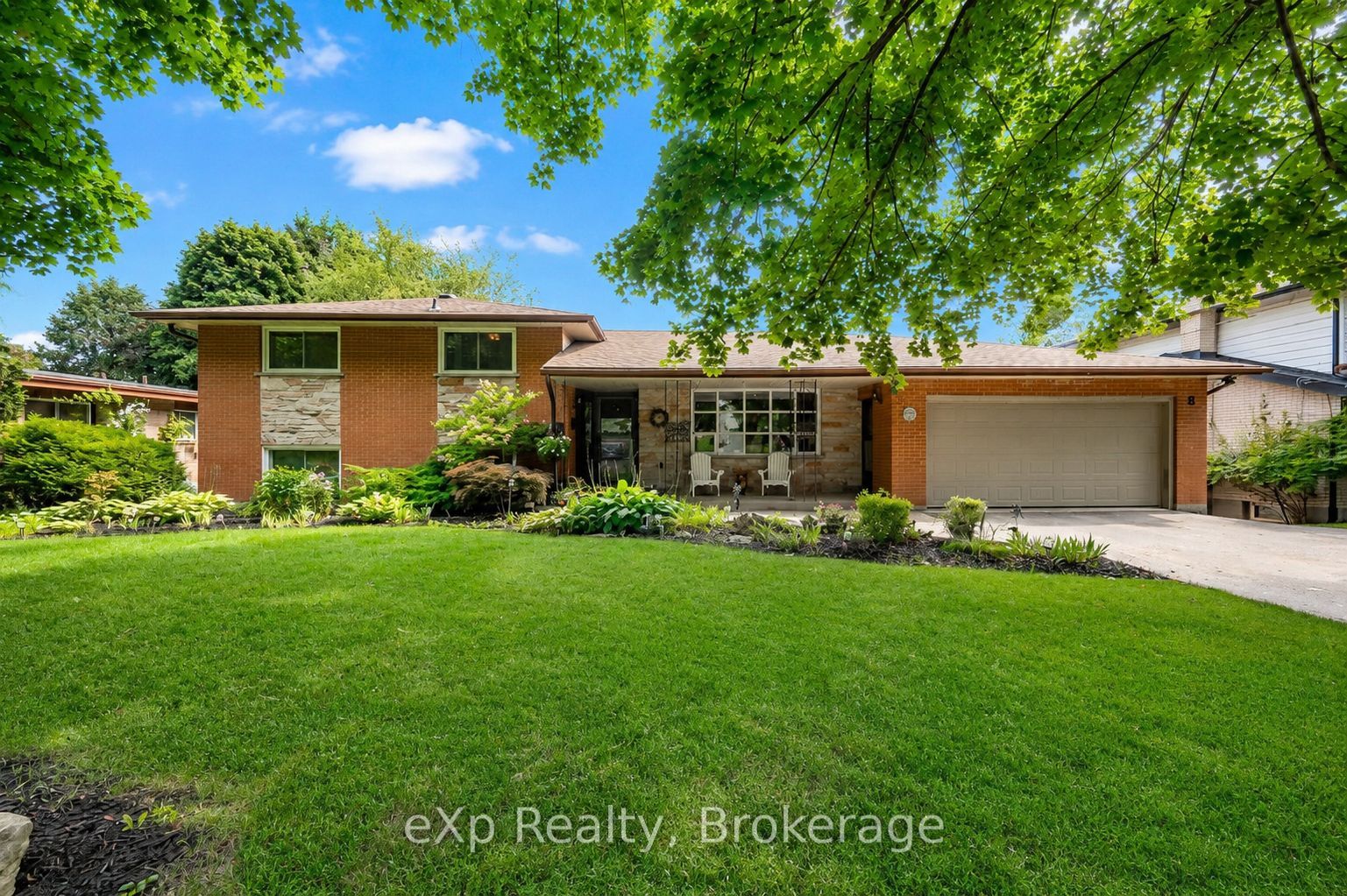 8 Malvern Crescent Property Photo 1