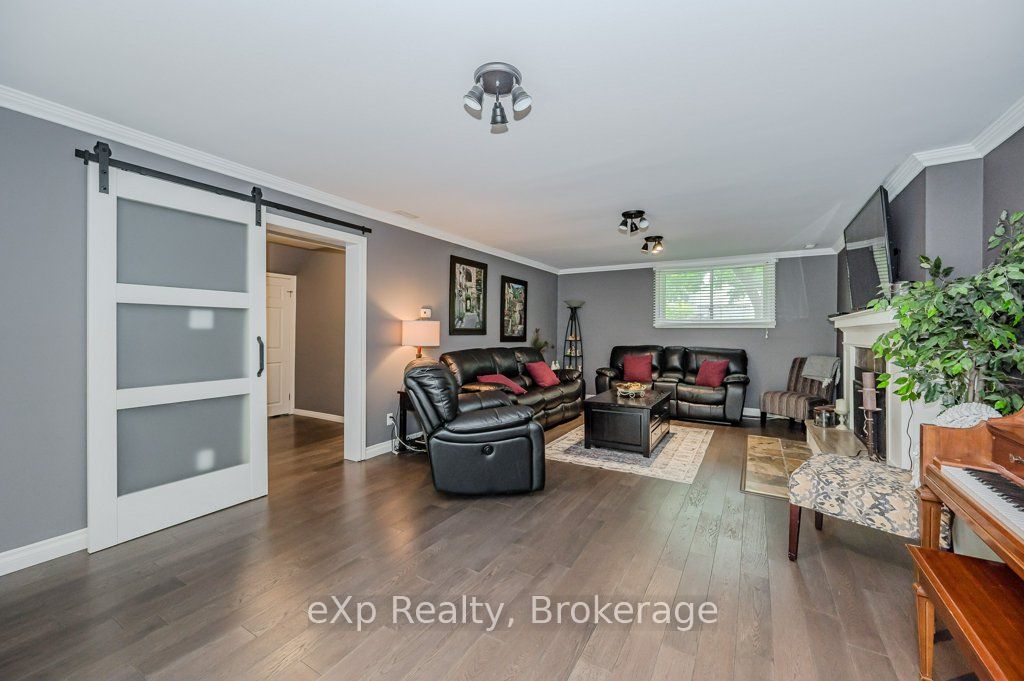 8 Malvern Crescent Property Photo 25