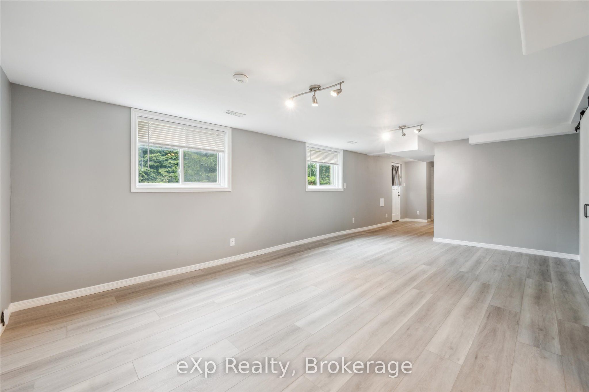 8 Malvern Crescent Property Photo 34