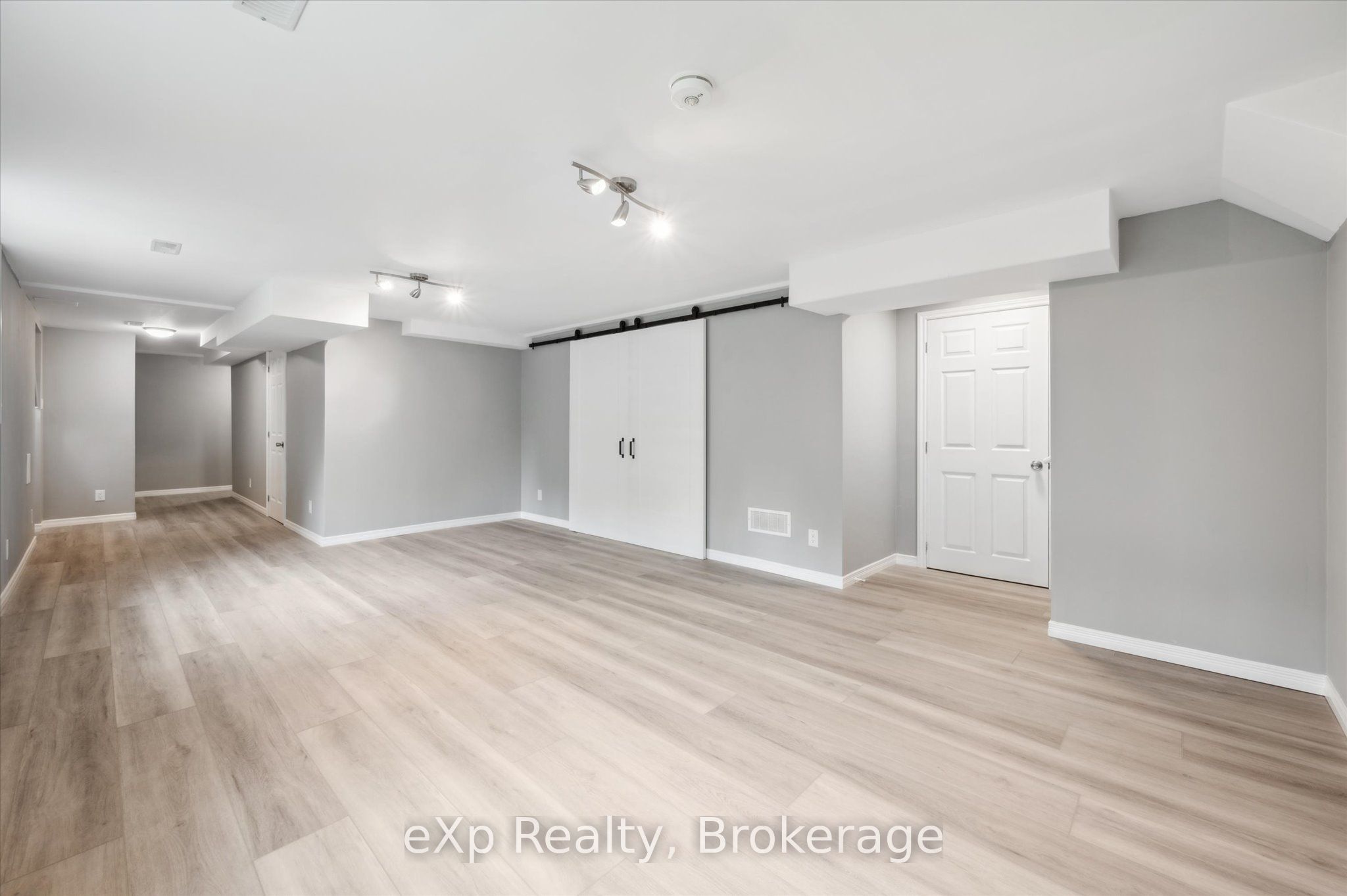 8 Malvern Crescent Property Photo 36