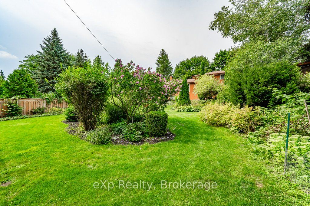 8 Malvern Crescent Property Photo 38