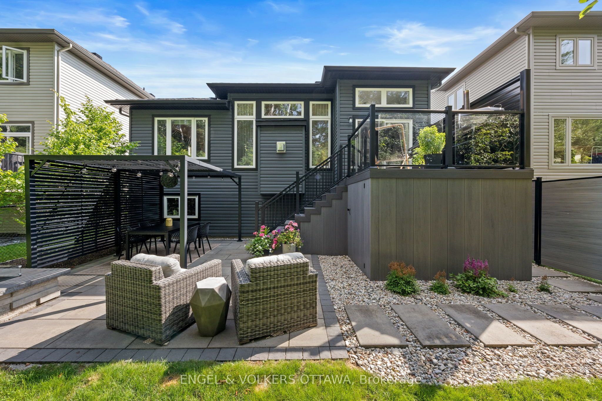 185 Blackhorse Drive Property Photo 33