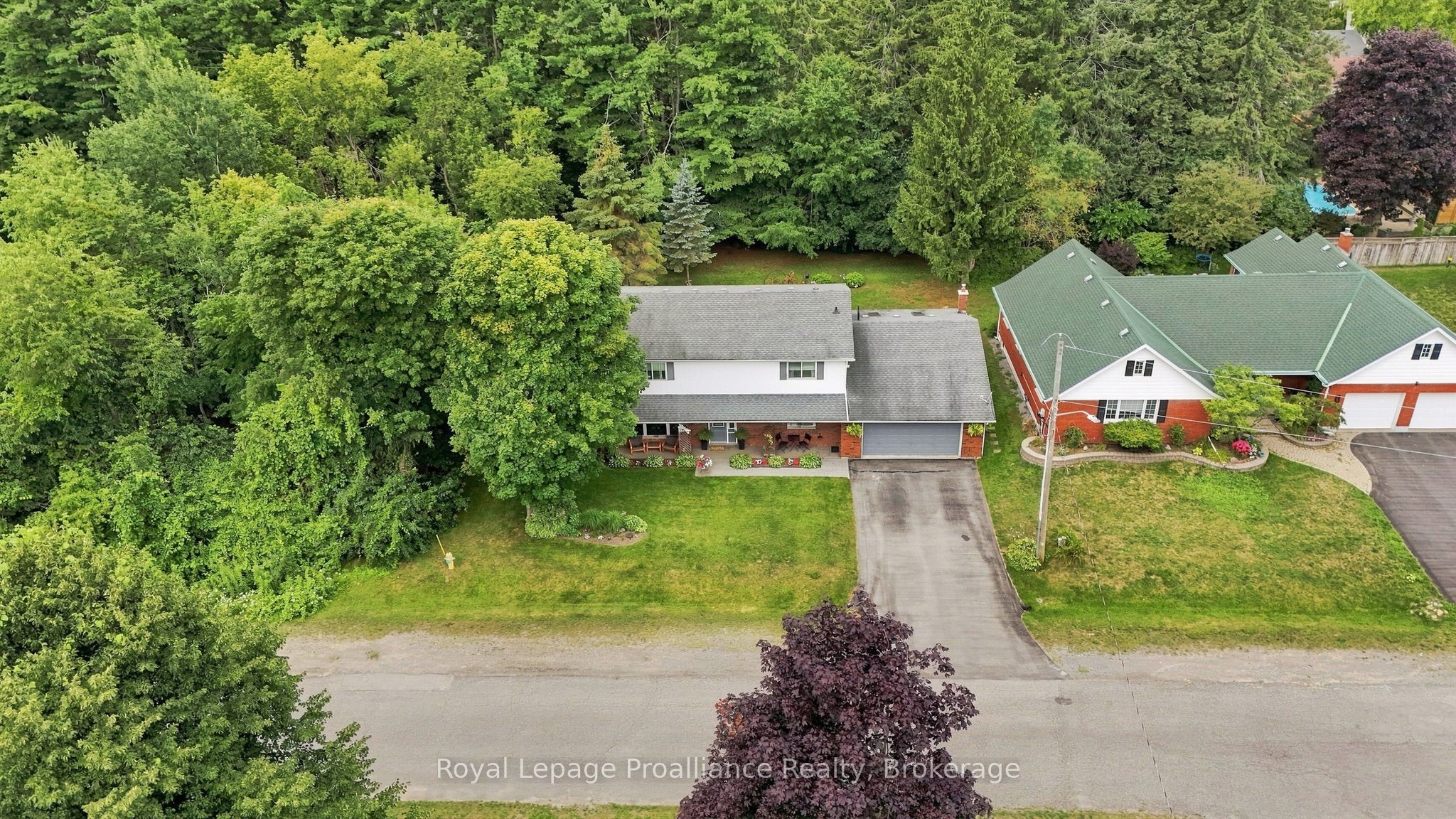 6 Mohawk Avenue Property Photo 3