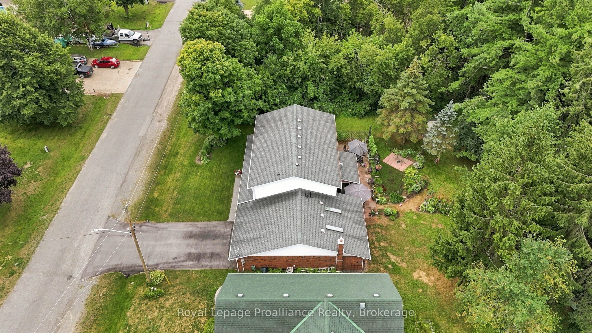 6 Mohawk Avenue Property Photo 5