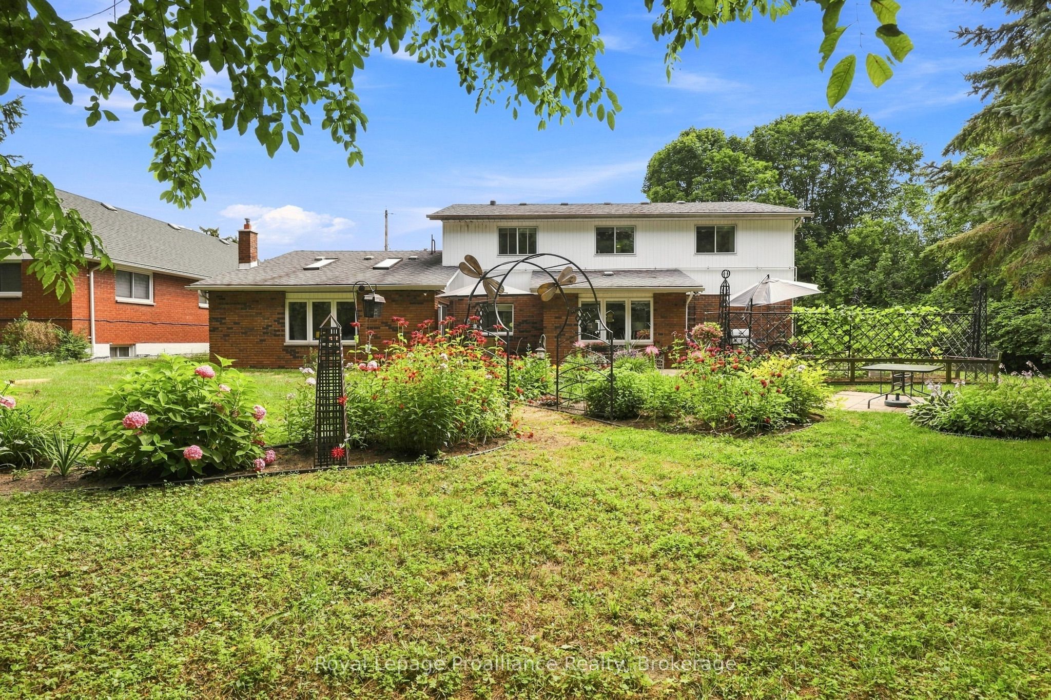 6 Mohawk Avenue Property Photo 37