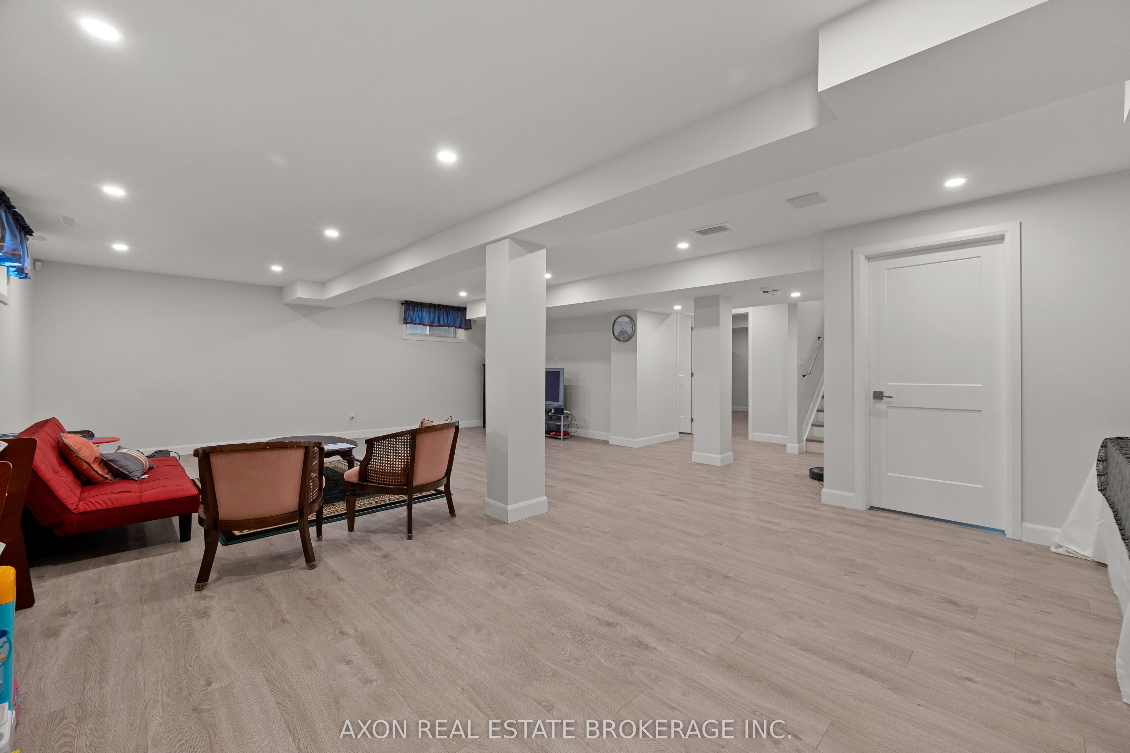 1371 Andersen Drive Property Photo 36