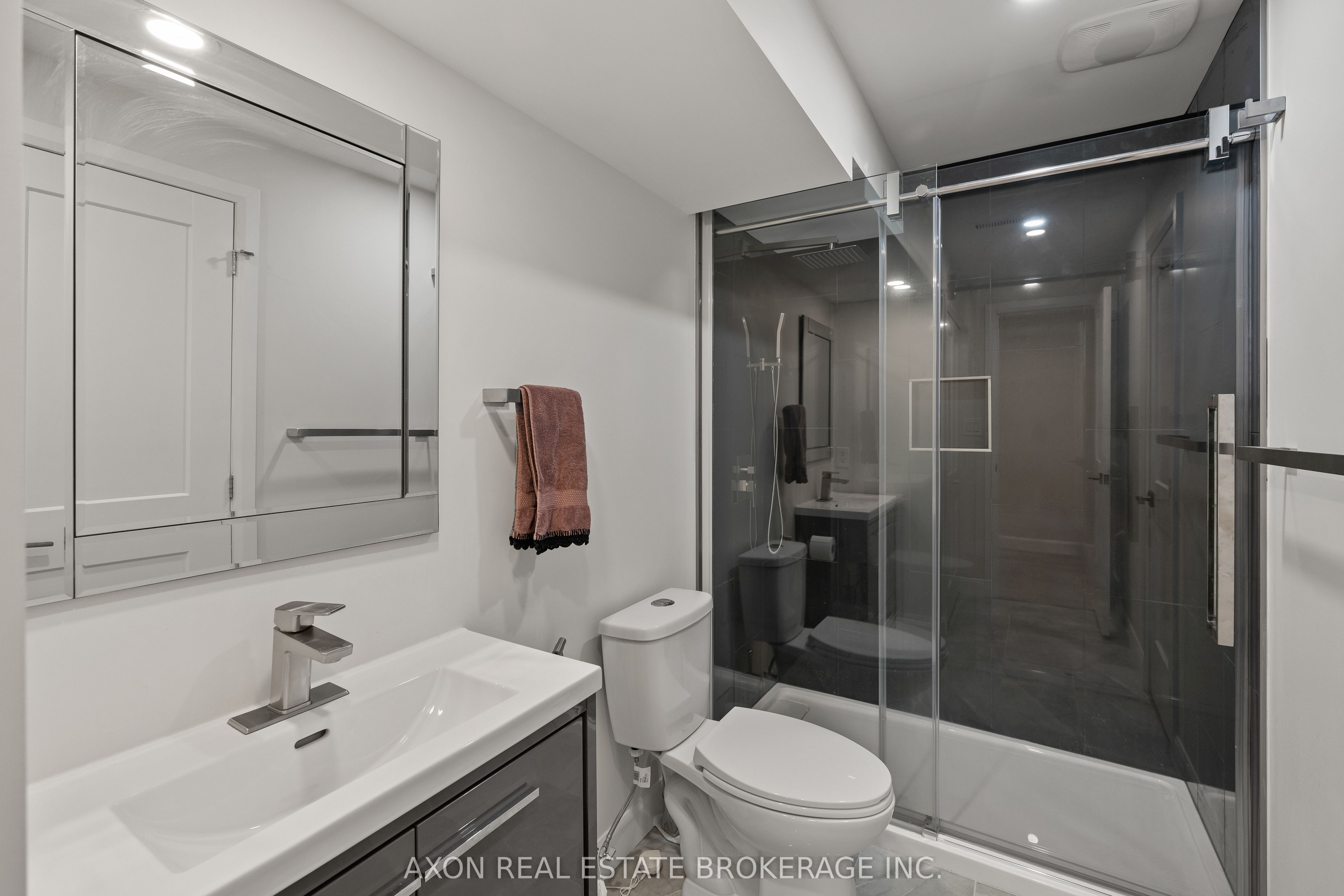 1371 Andersen Drive Property Photo 37