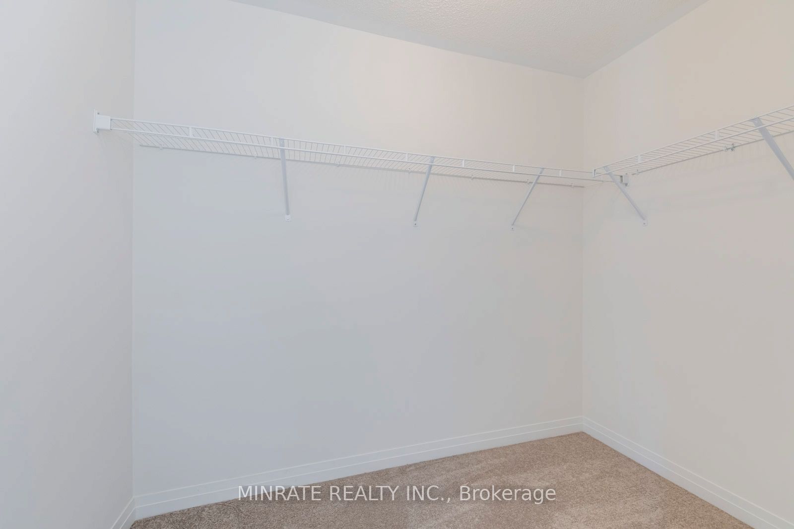 40 Freedom Crescent Property Photo 11