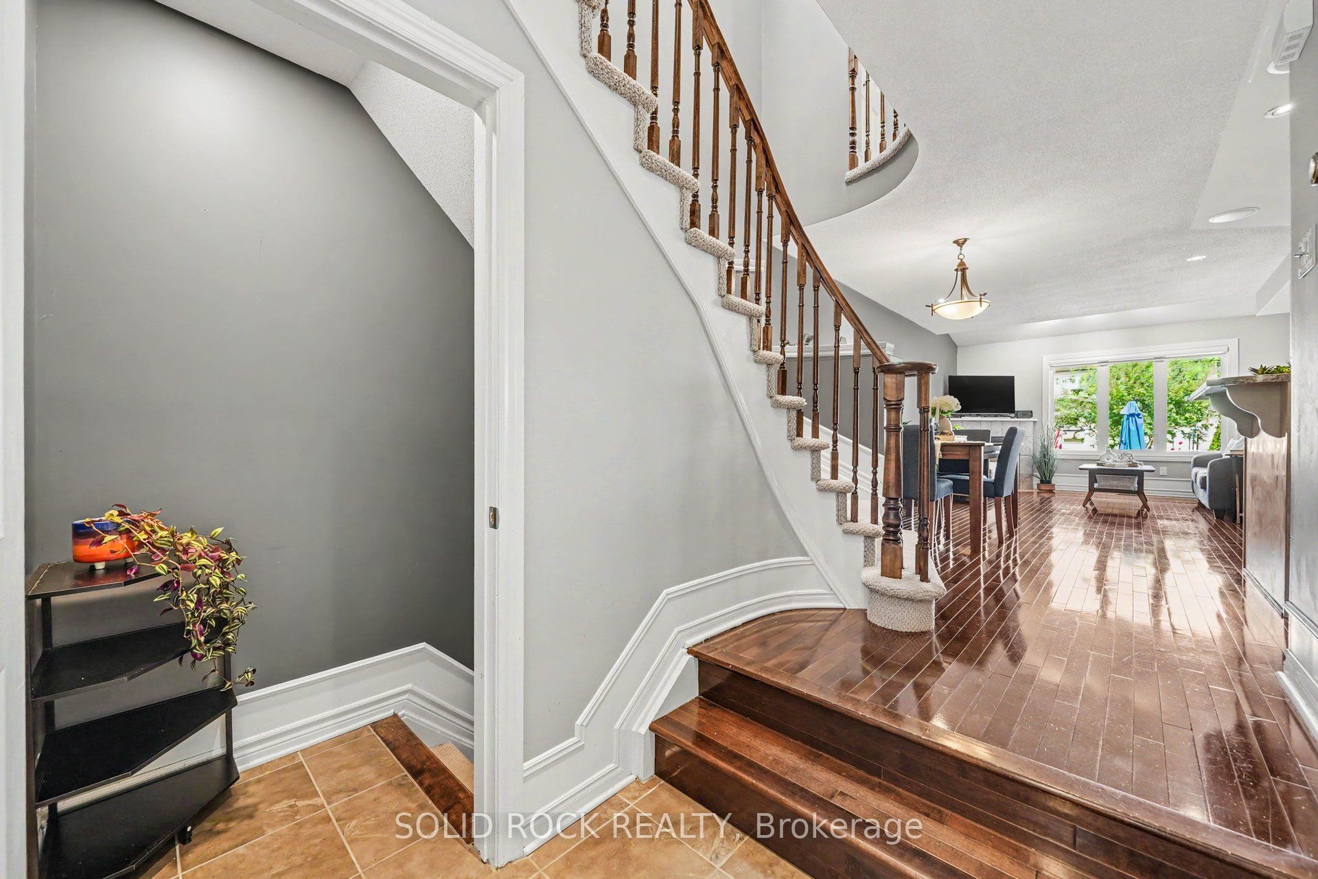 310 Grey Seal Circle Property Photo 4
