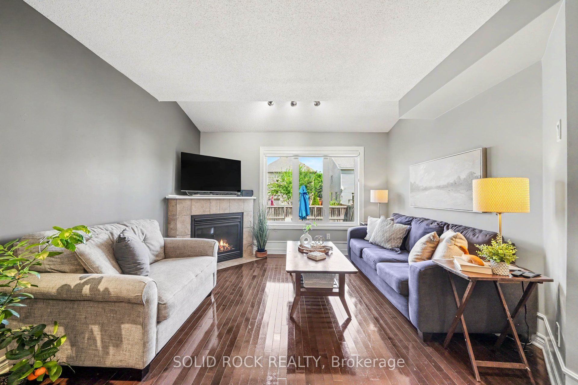 310 Grey Seal Circle Property Photo 6