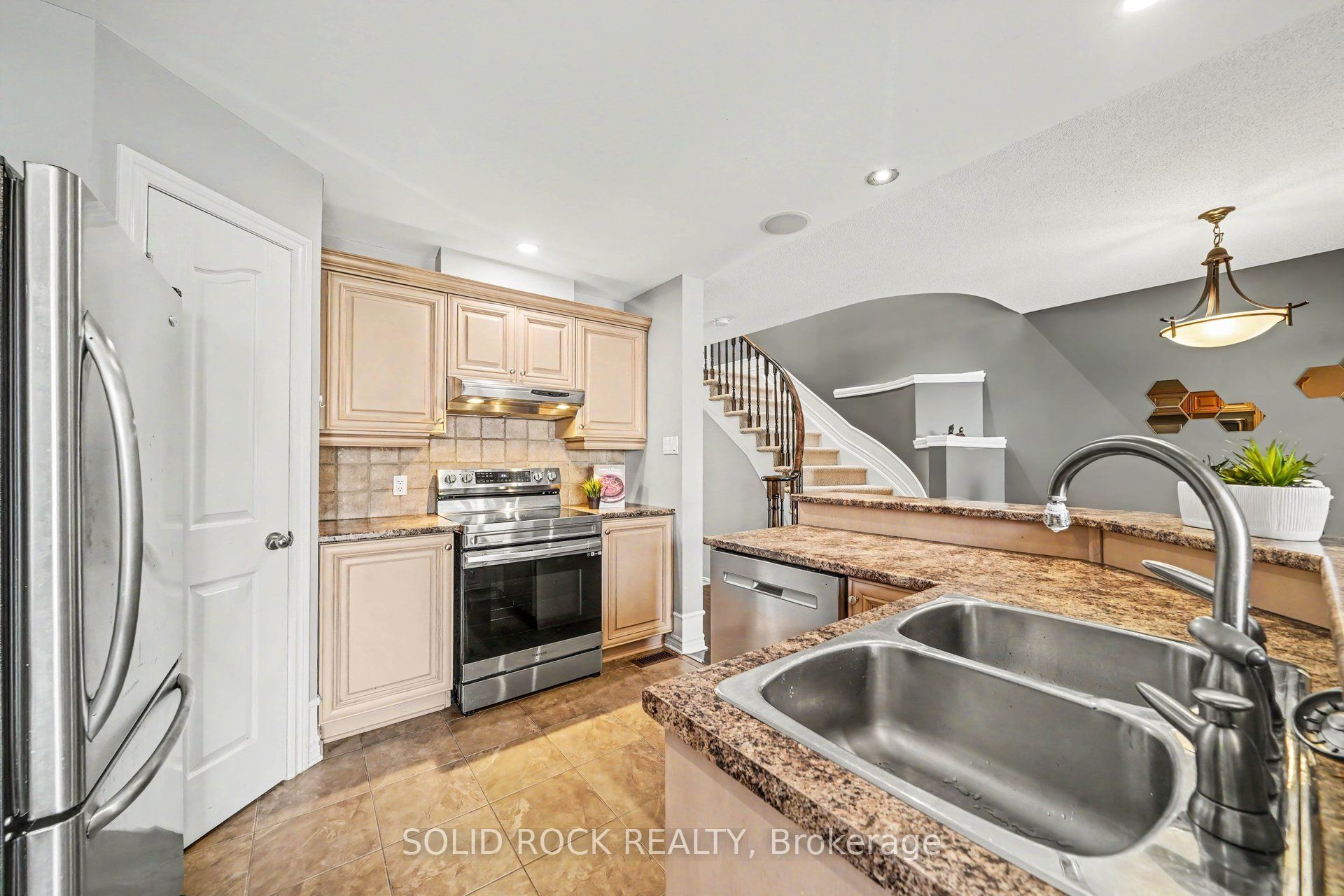 310 Grey Seal Circle Property Photo 9