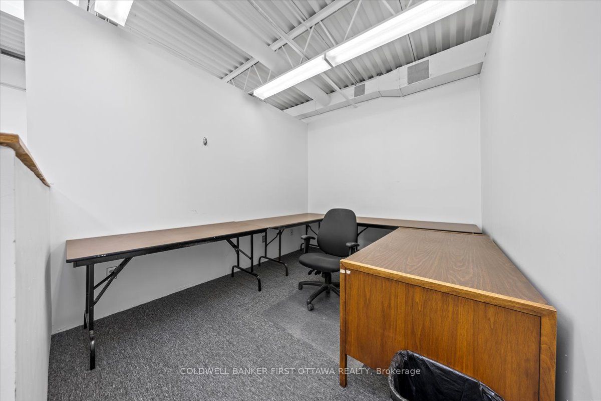 77 Auriga Drive 18 Property Photo 13