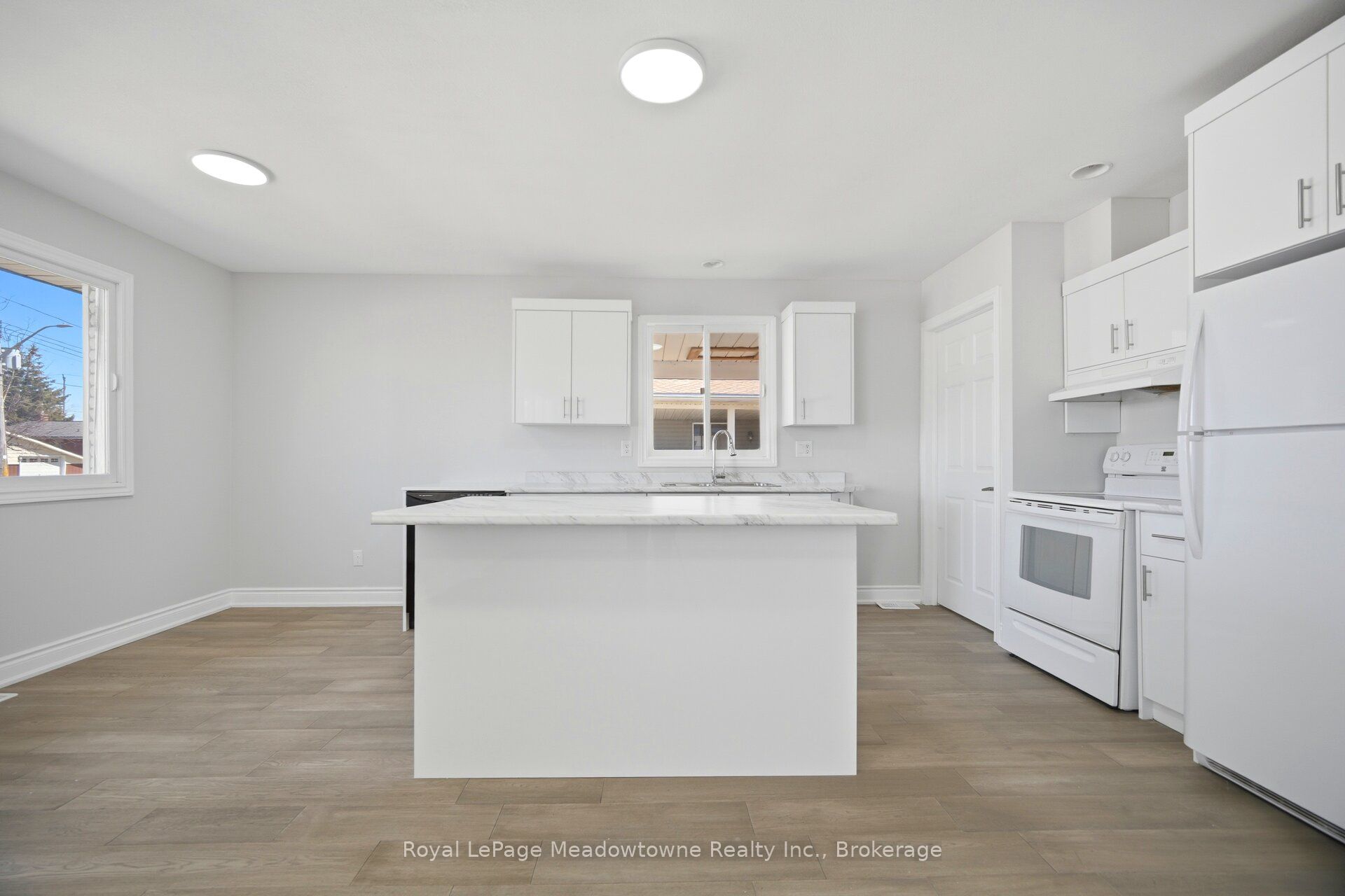 680 Raglan Street Property Photo 13