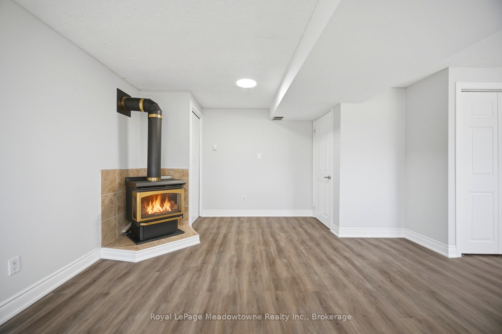 680 Raglan Street Property Photo 27