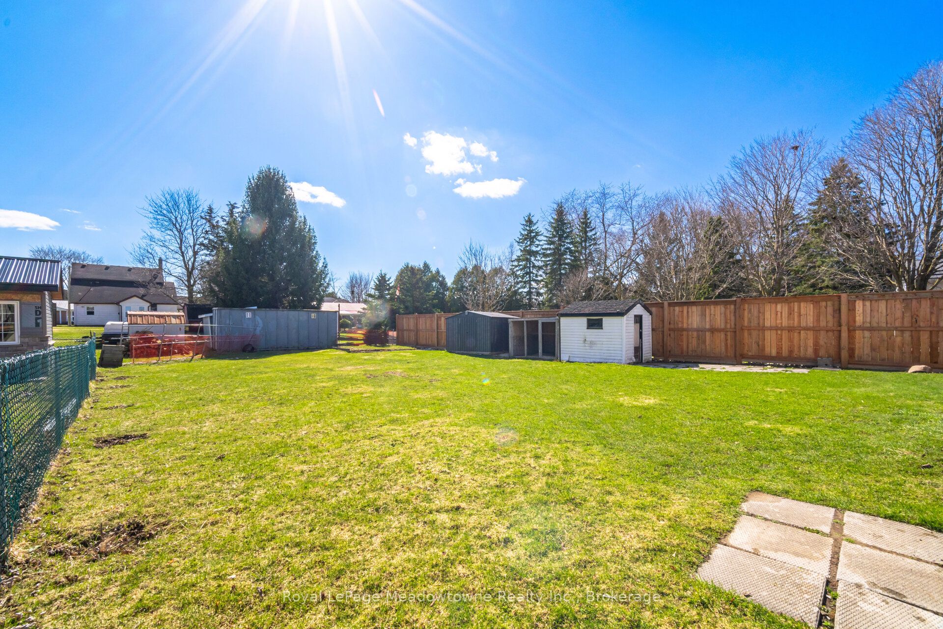 680 Raglan Street Property Photo 35