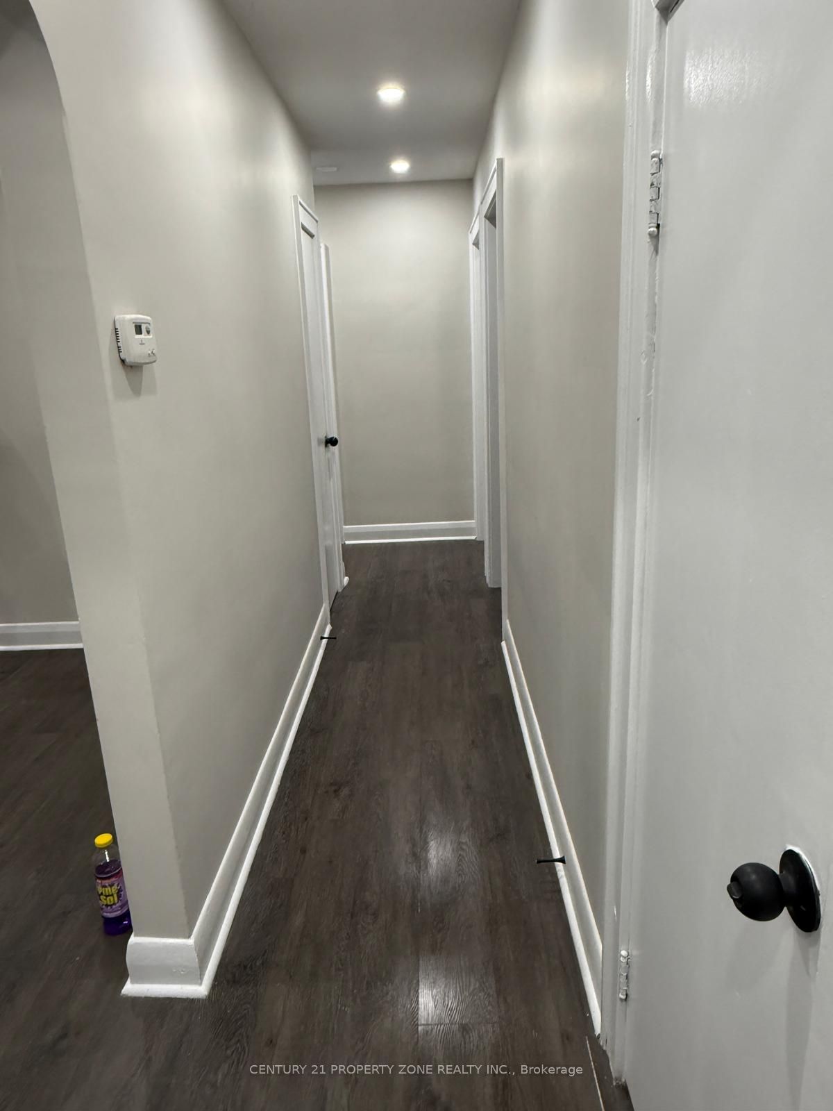 6300 Corwin Crescent Property Photo 4