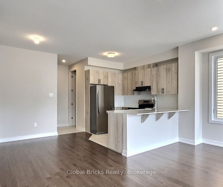 524 Oldenburg Avenue Property Photo 2