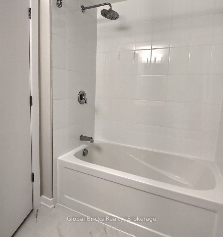 524 Oldenburg Avenue Property Photo 5