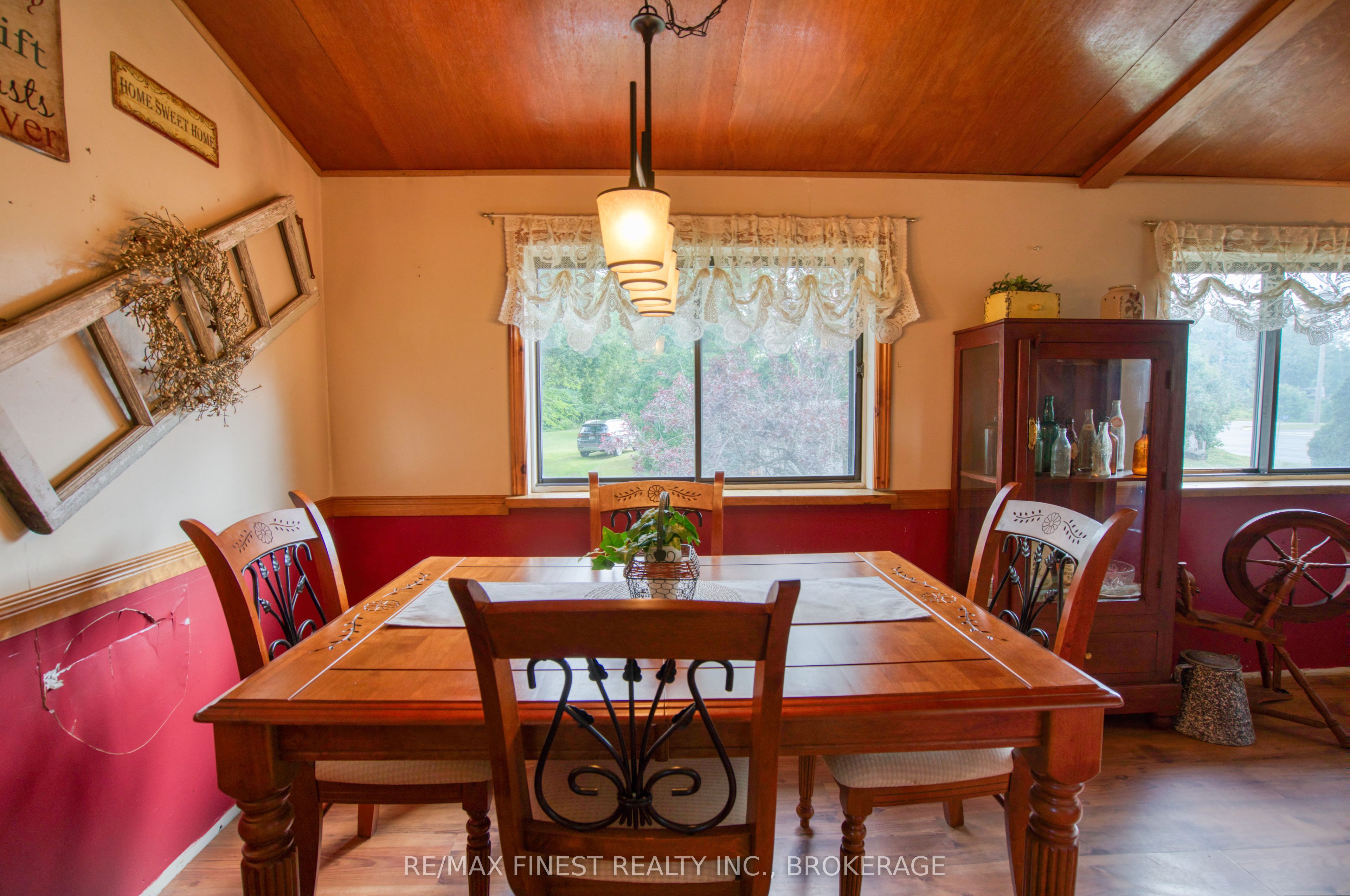 11621 Road 38 Property Photo 3