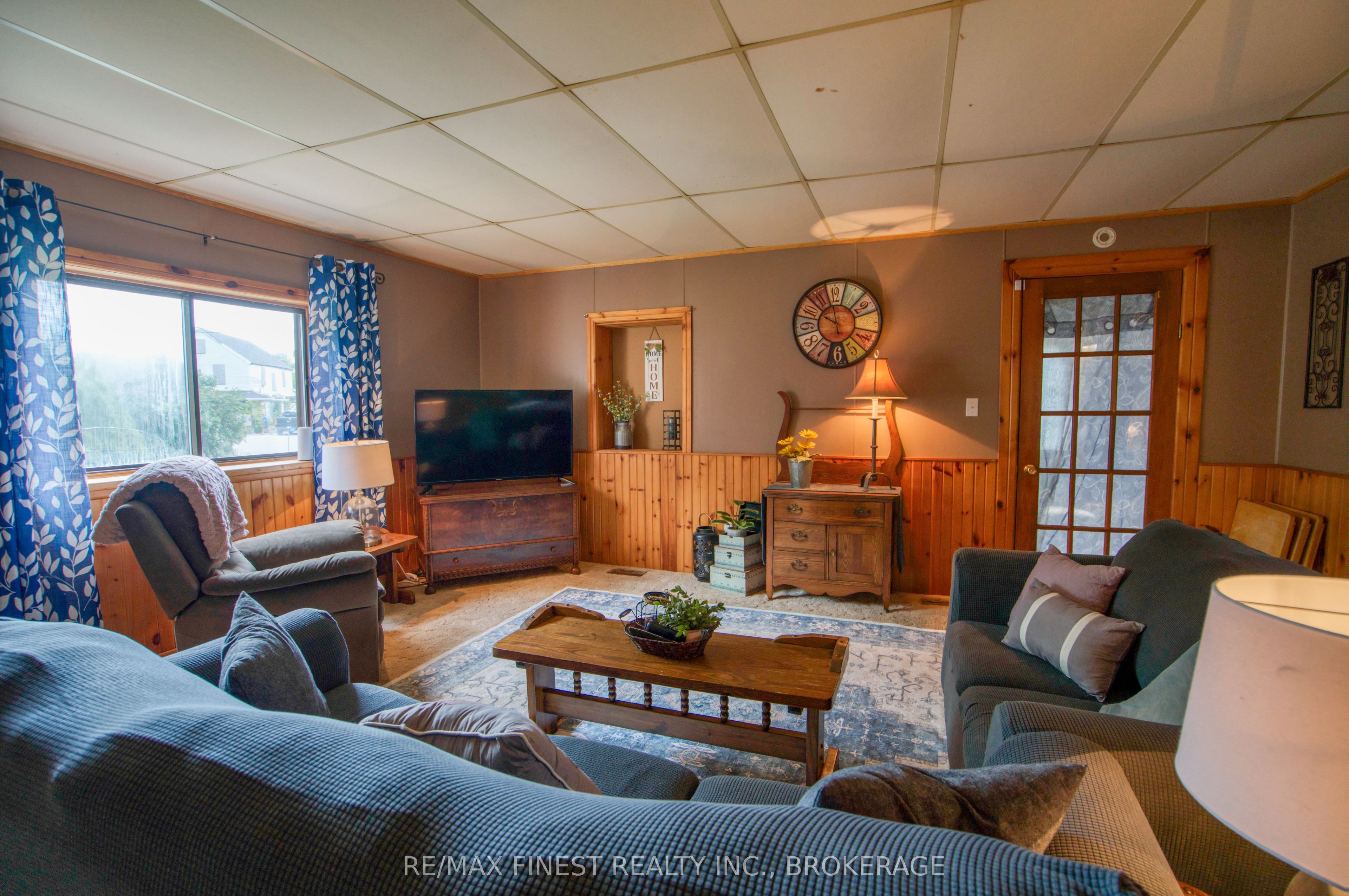 11621 Road 38 Property Photo 11