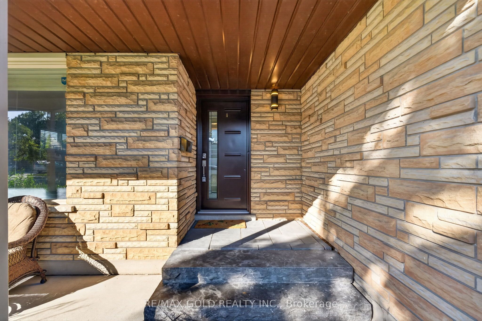 16 Monterey Road Property Photo 5
