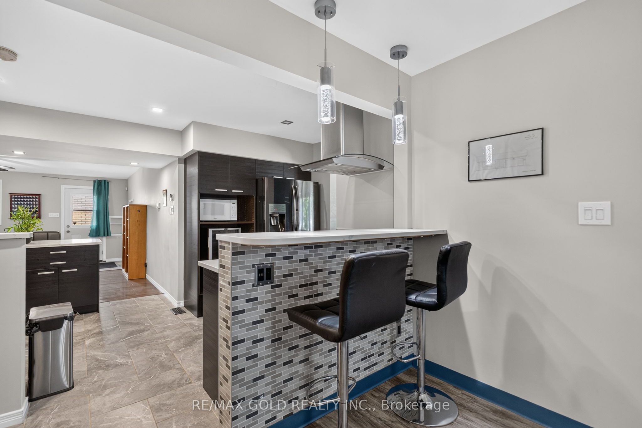 16 Monterey Road Property Photo 15